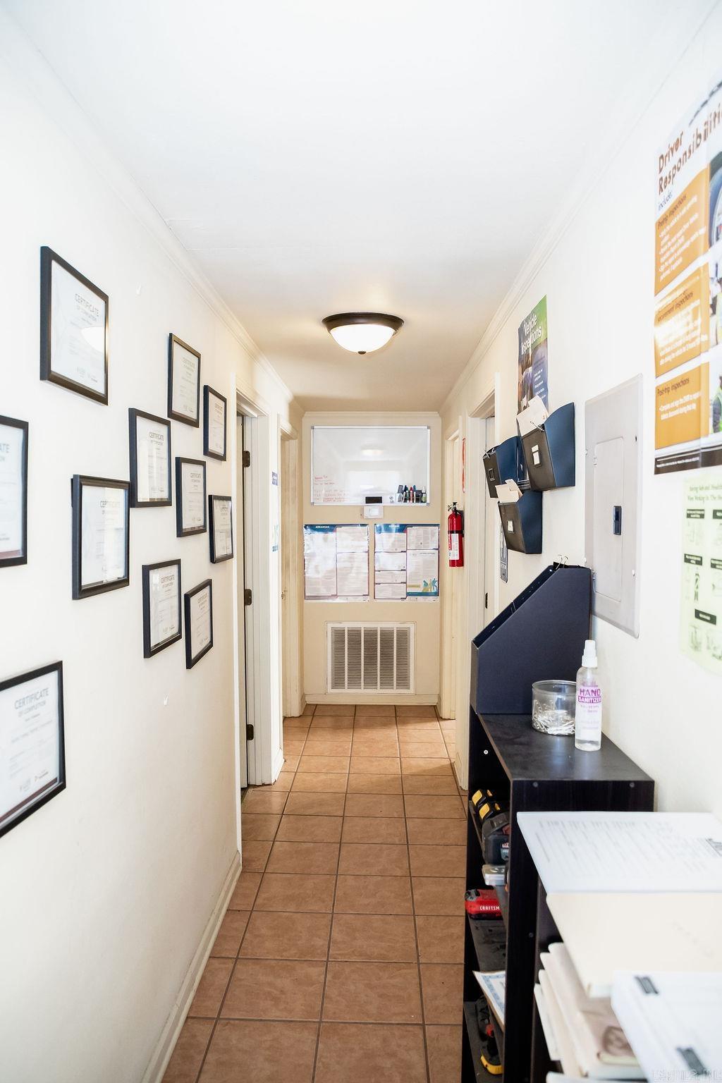 201 Inmon Property Photo 16