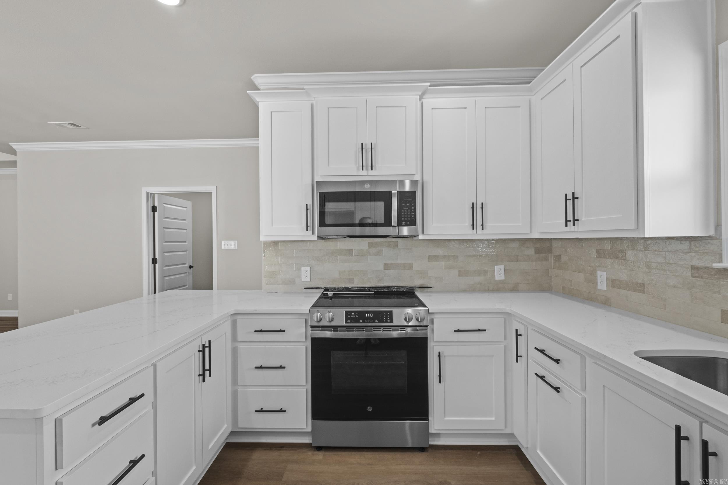 7224 Stonehenge Drive Property Photo 13