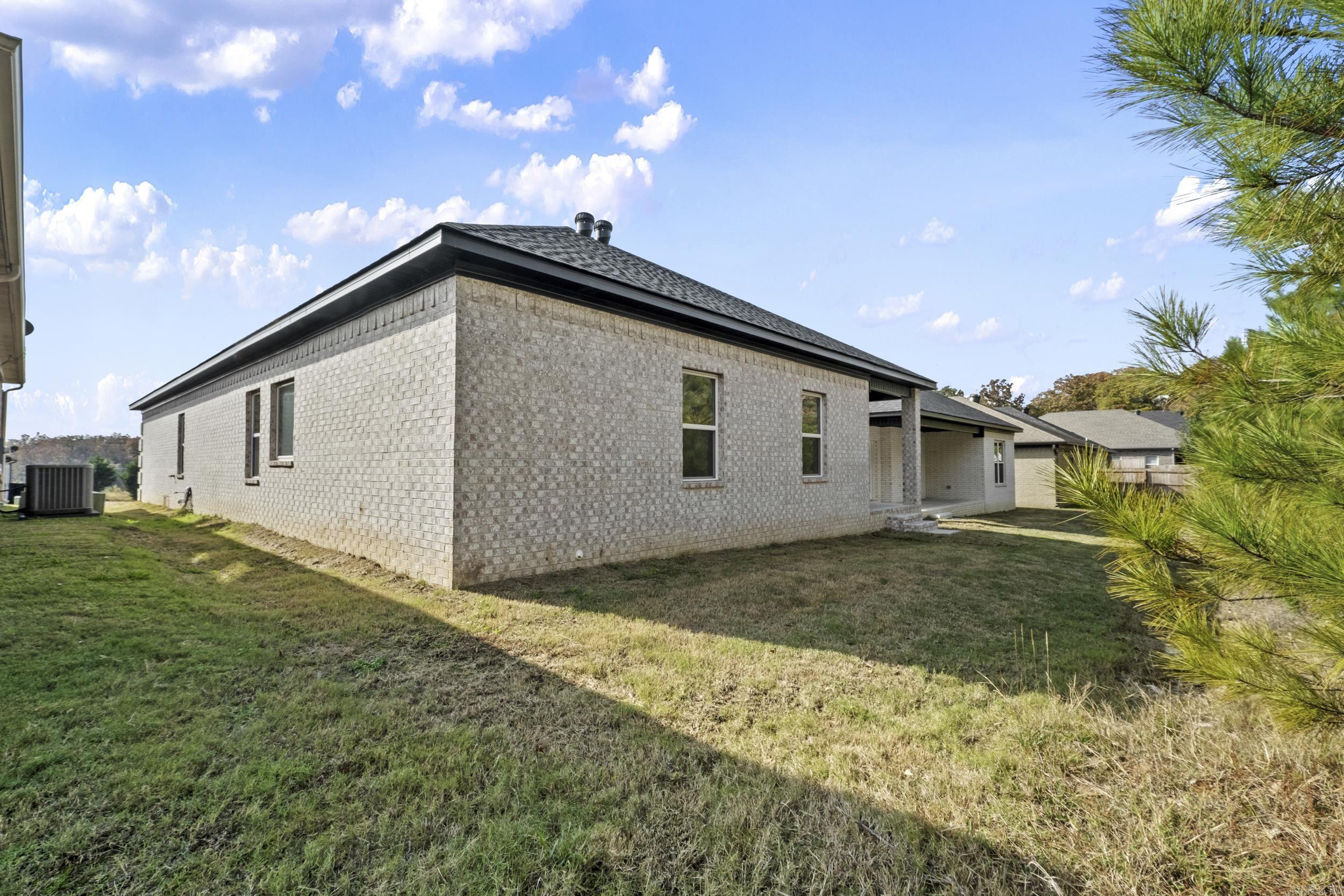 7224 Stonehenge Drive Property Photo 30