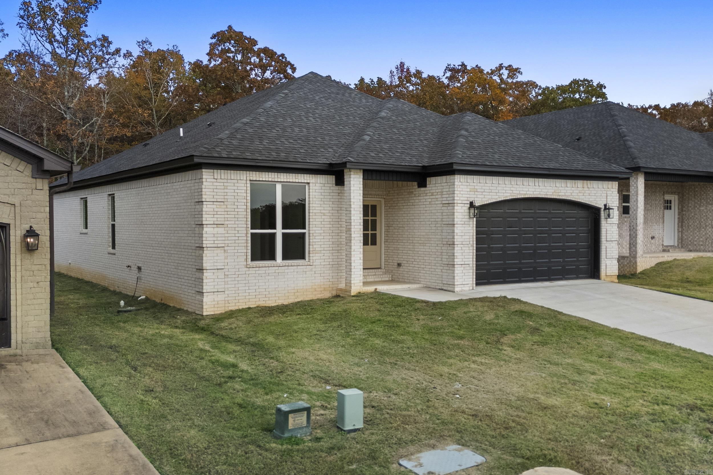 7300 Stonehenge Drive Property Photo 2