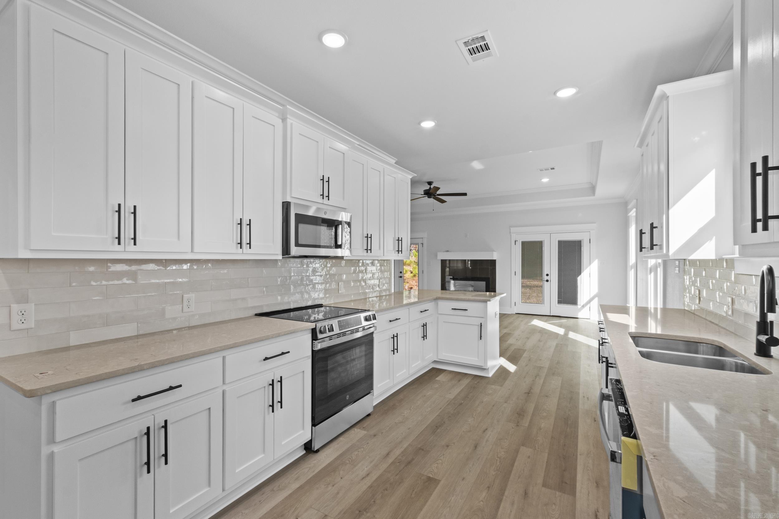 7300 Stonehenge Drive Property Photo 16