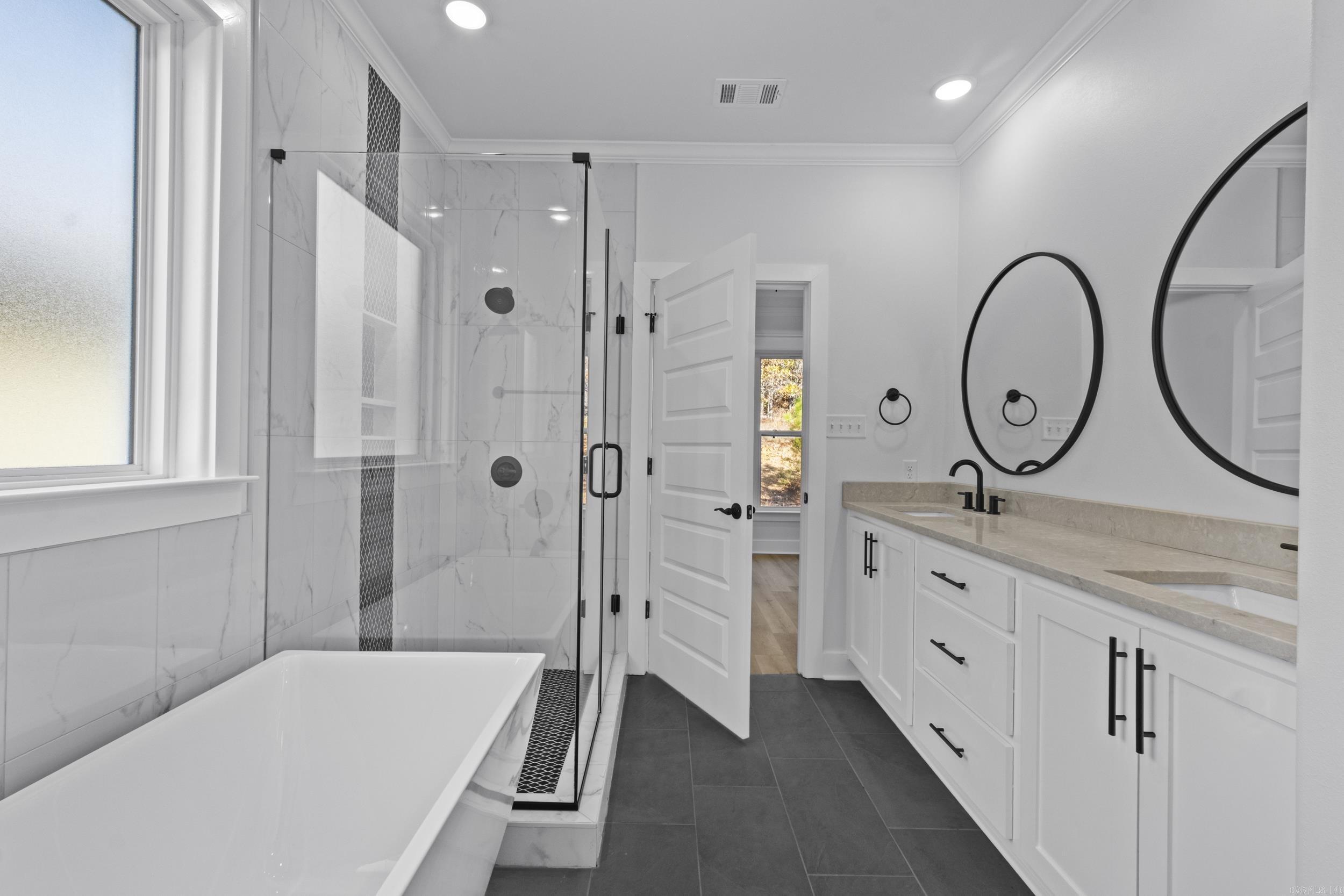 7300 Stonehenge Drive Property Photo 23