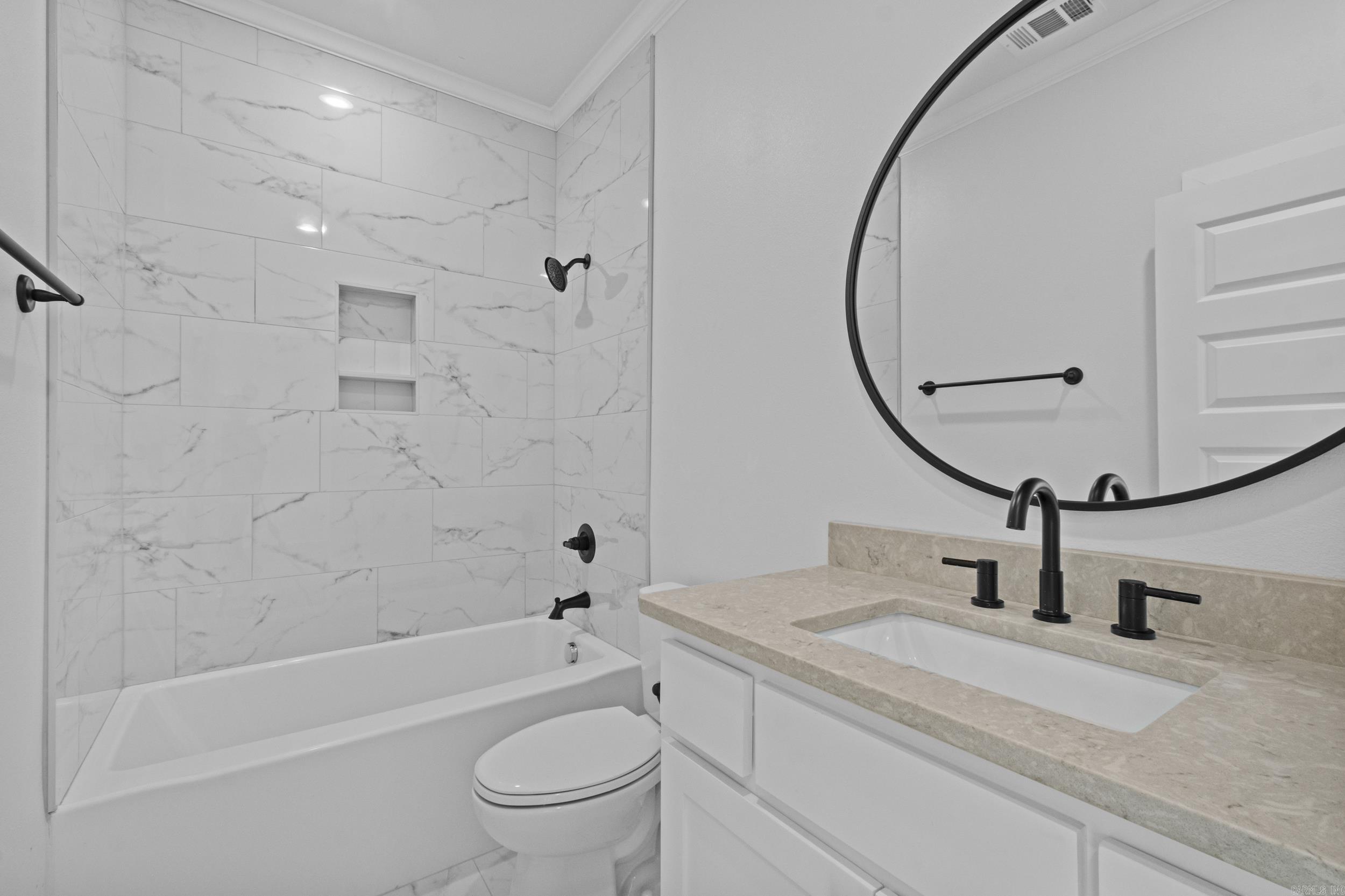 7300 Stonehenge Drive Property Photo 28