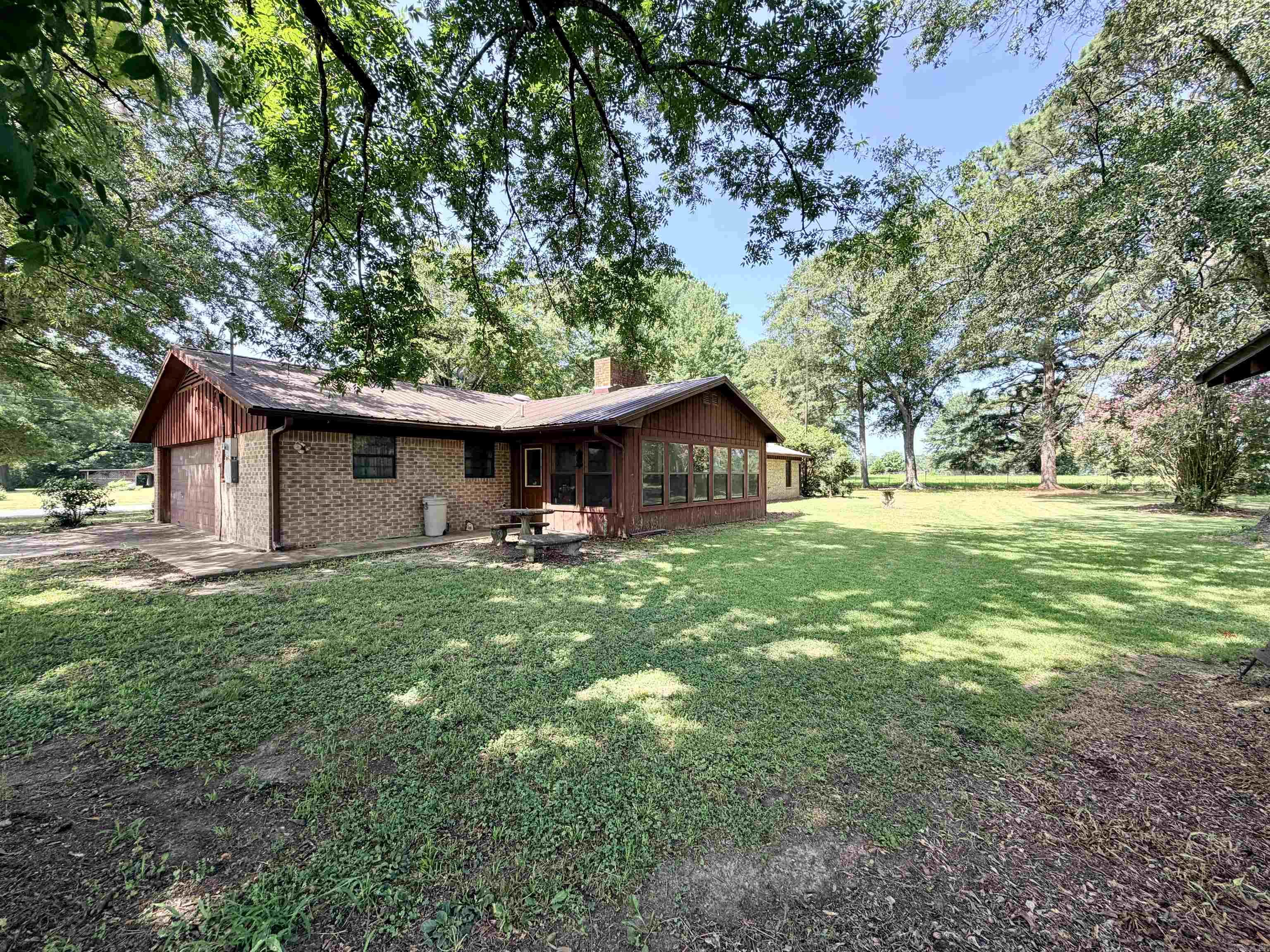 1104 High Street Property Photo 4