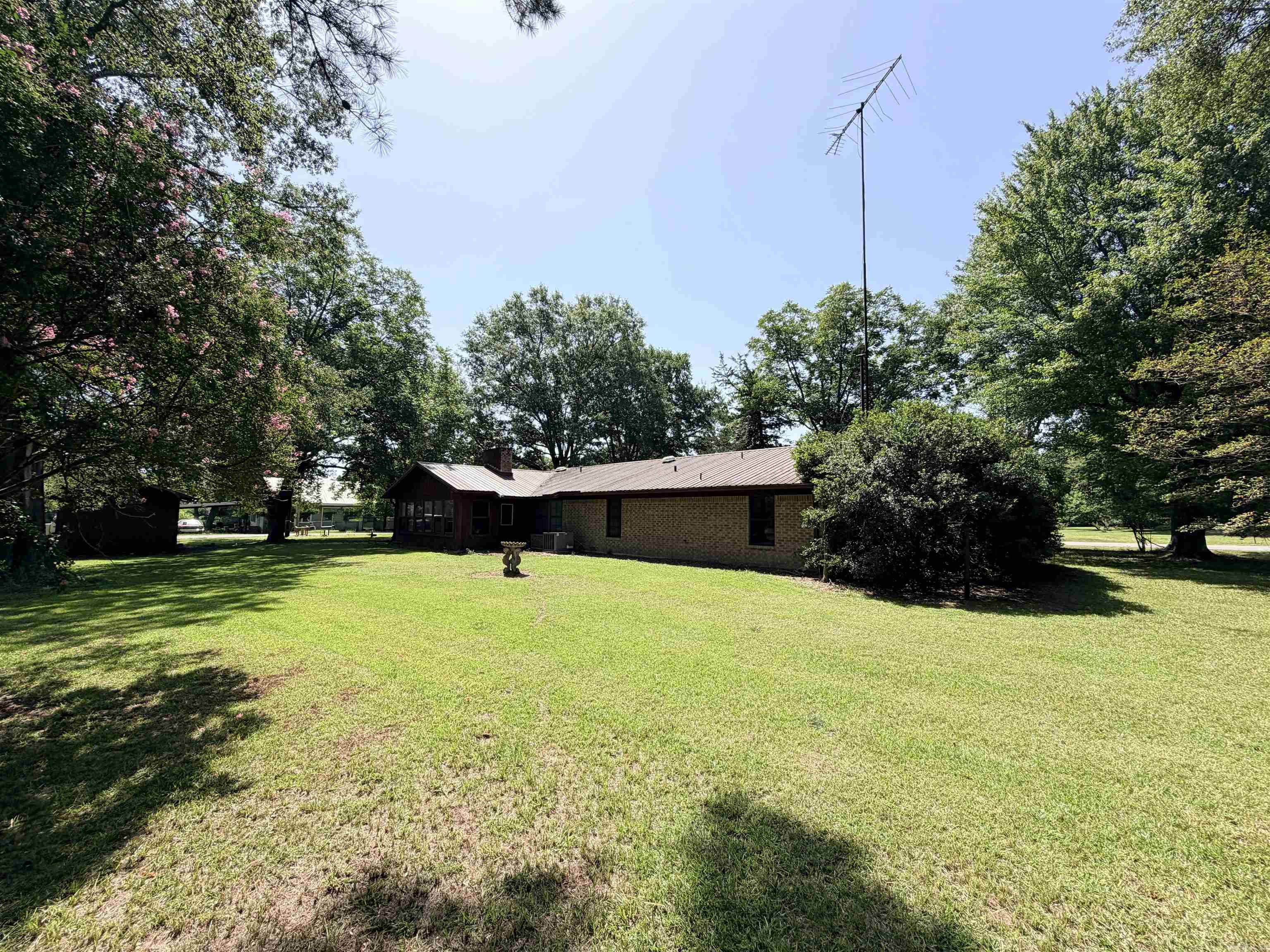 1104 High Street Property Photo 5