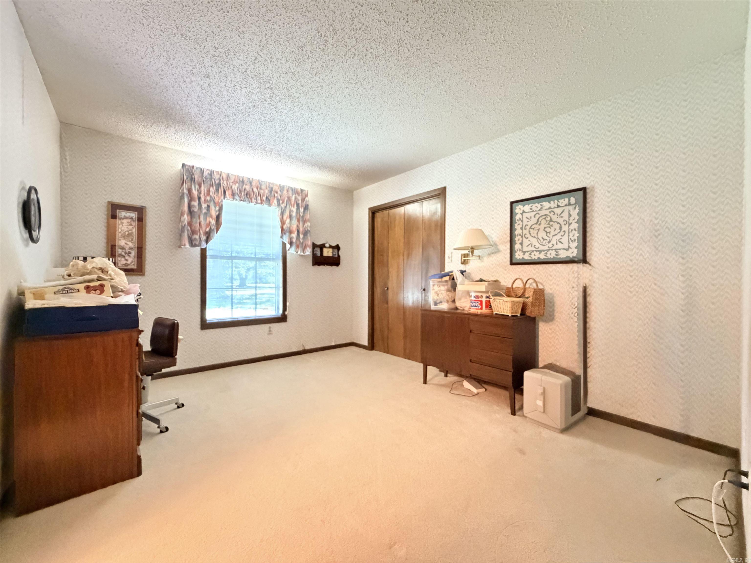 1104 High Street Property Photo 14