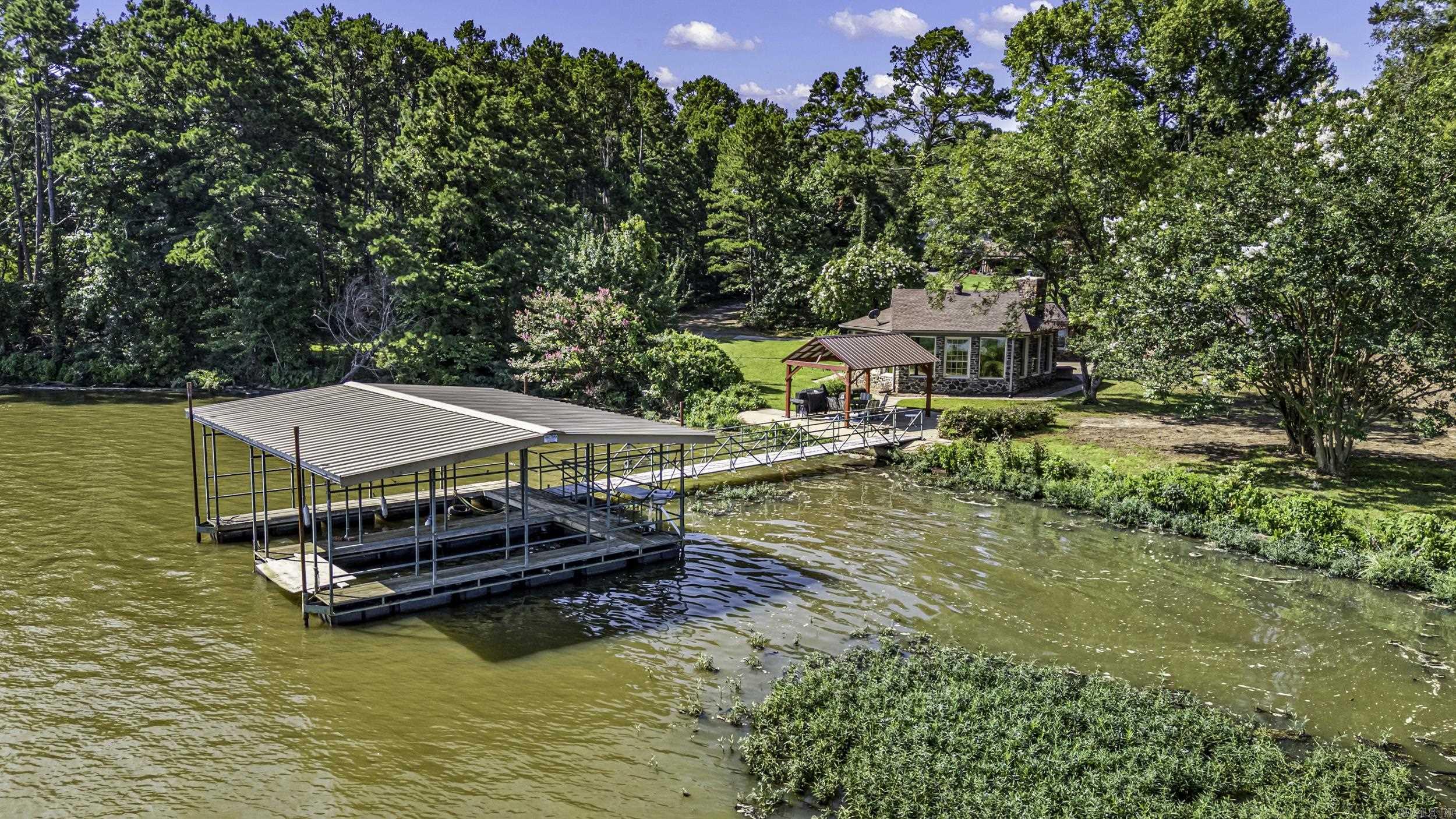 10101 Lakeshore Loop Property Photo 6