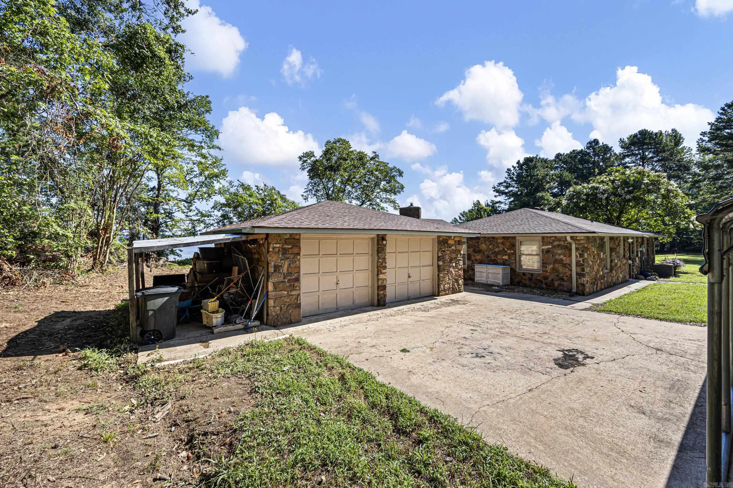 10101 Lakeshore Loop Property Photo 15