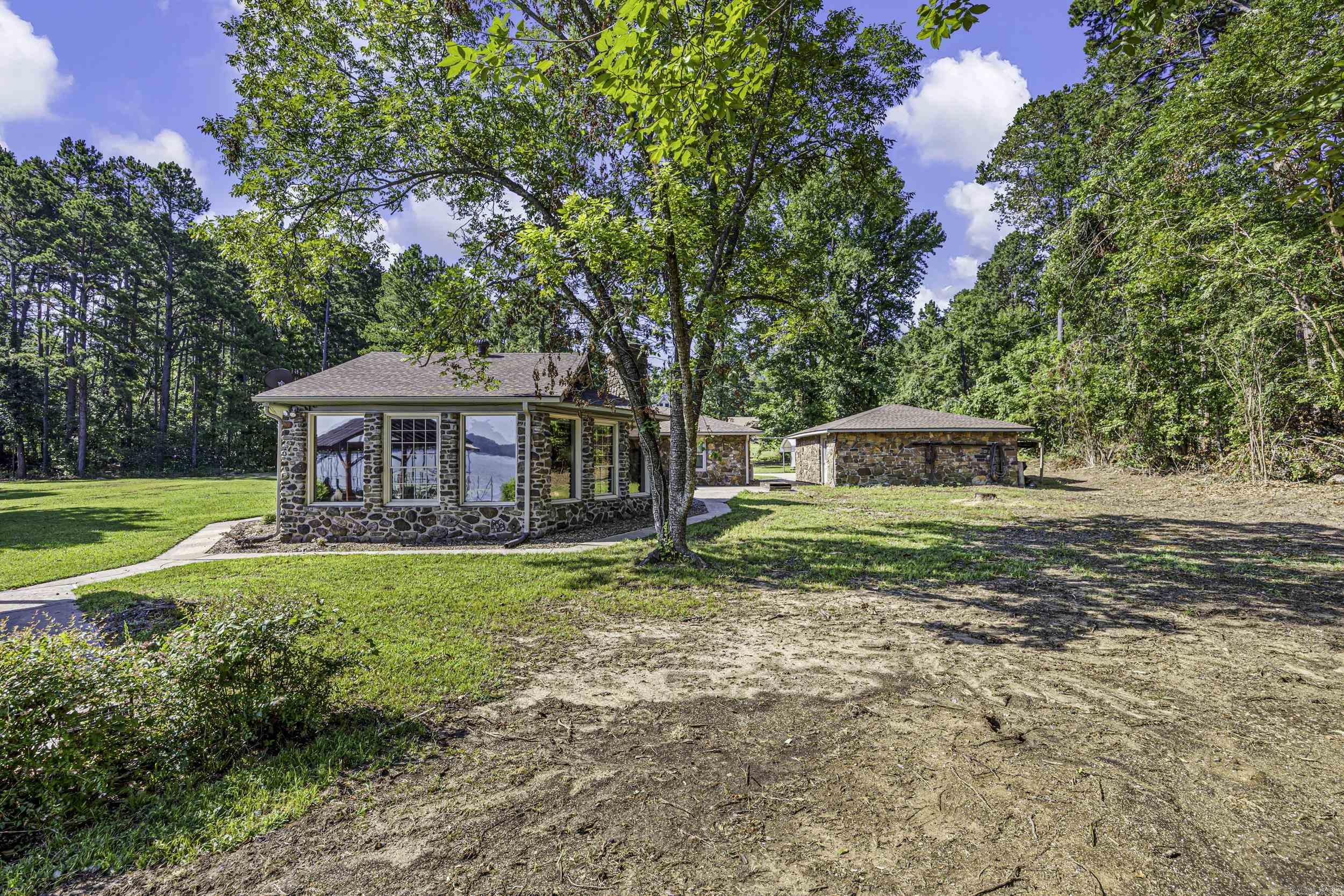 10101 Lakeshore Loop Property Photo 18
