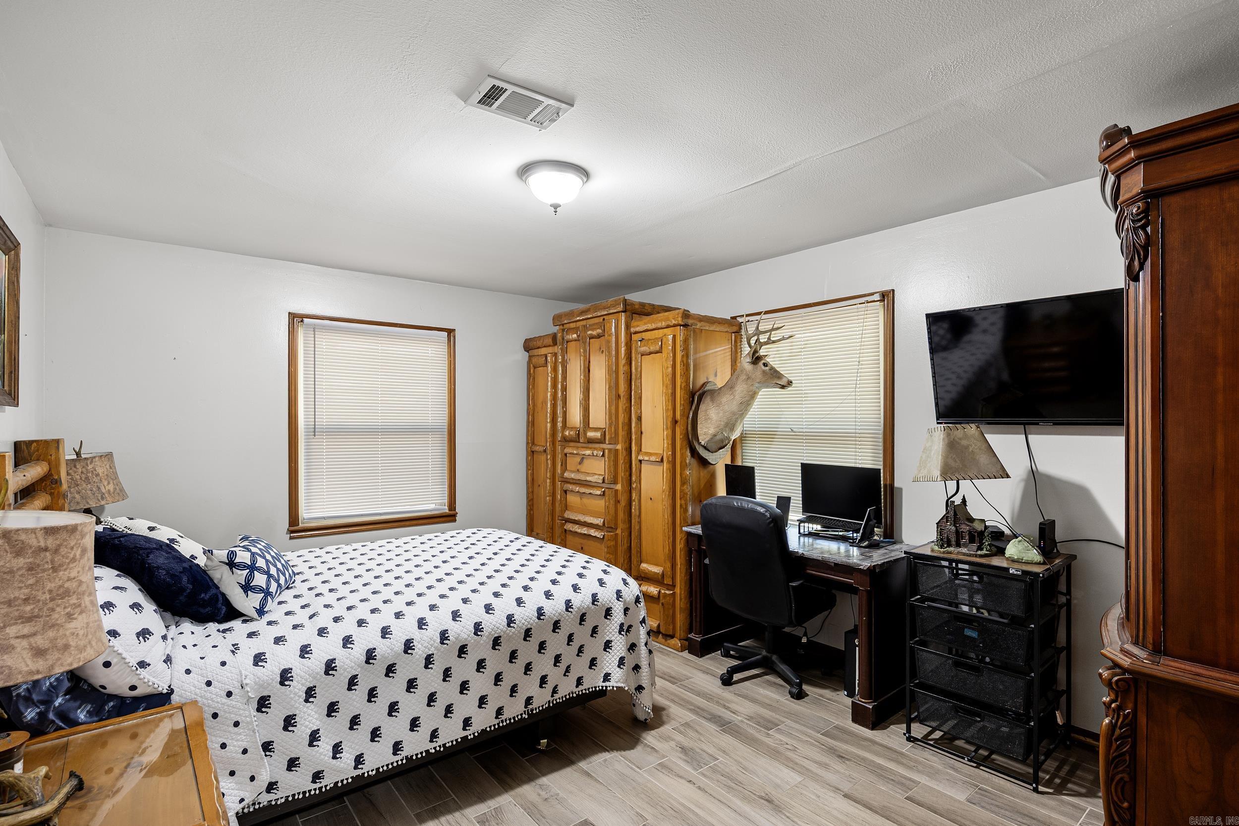 10101 Lakeshore Loop Property Photo 35