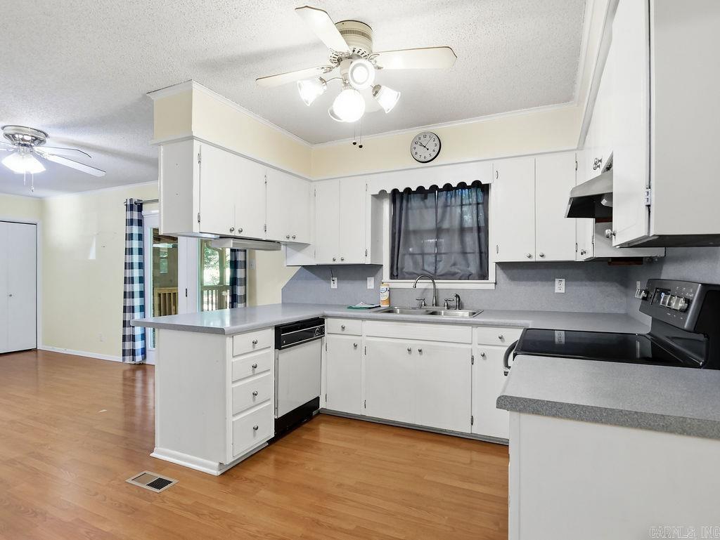 8211 Park Avenue Property Photo 5