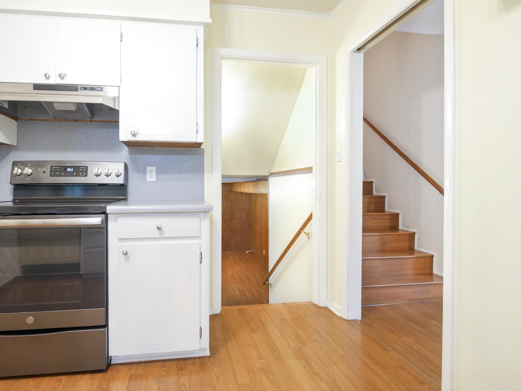 8211 Park Avenue Property Photo 7