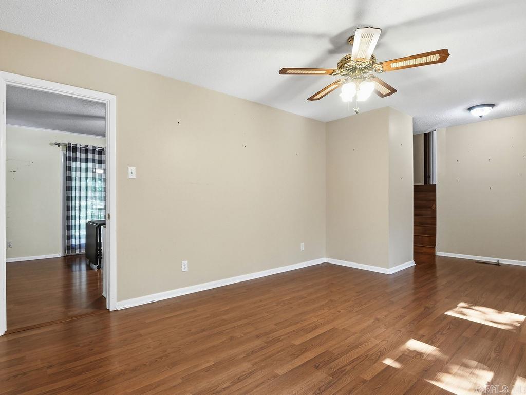 8211 Park Avenue Property Photo 8