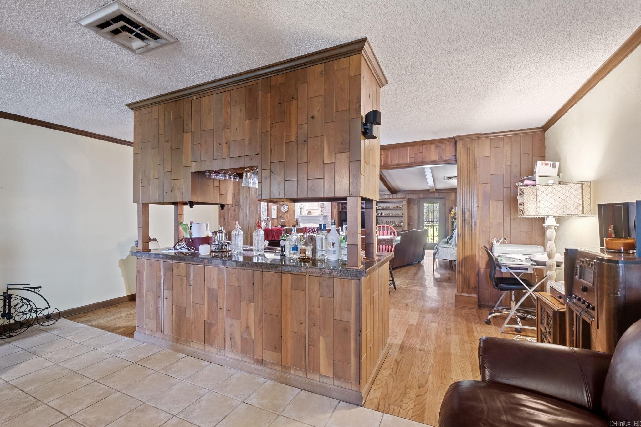 703 N Seaman Street Property Photo 13