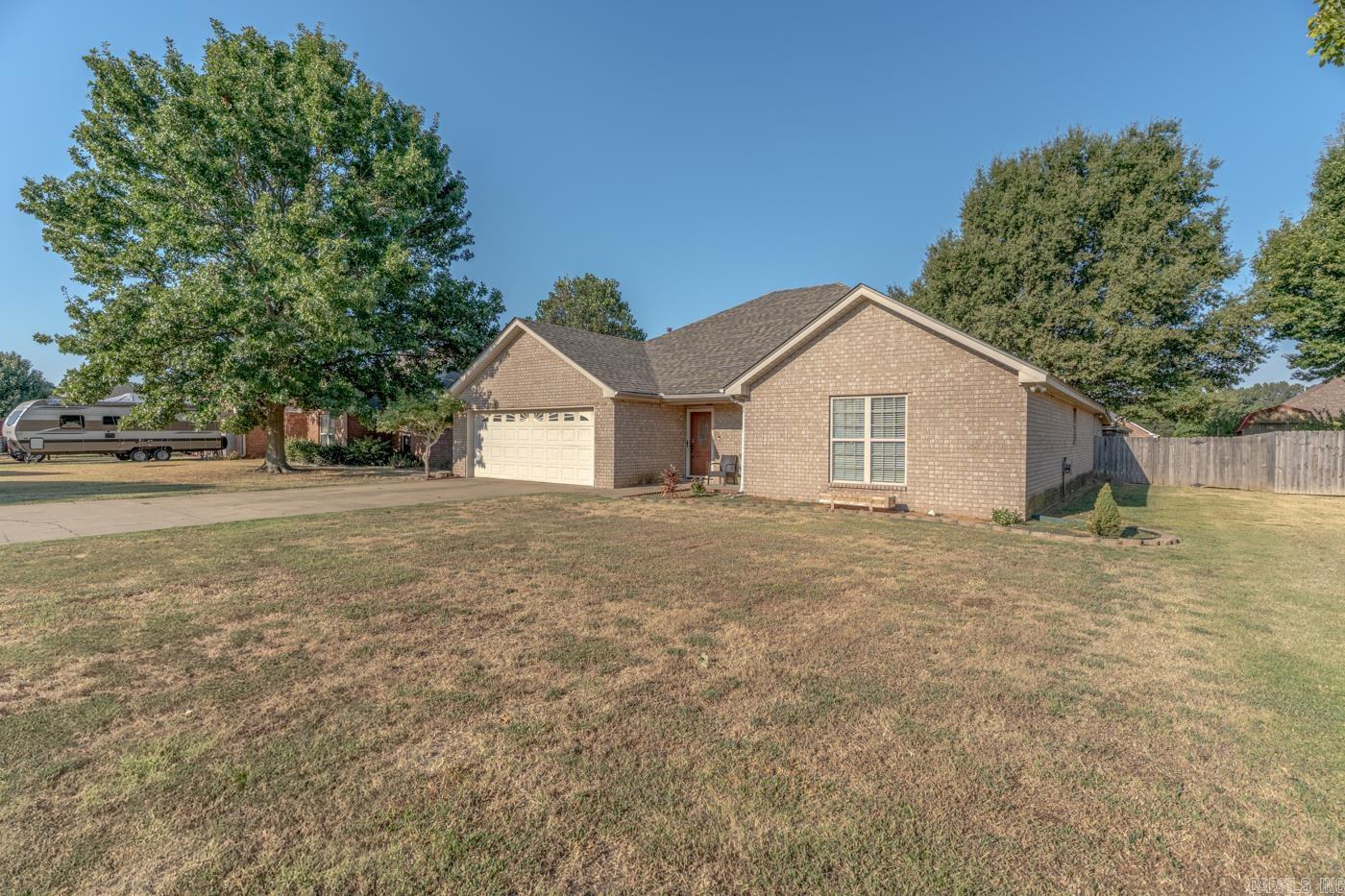 625 Blossom Lane Property Photo 5