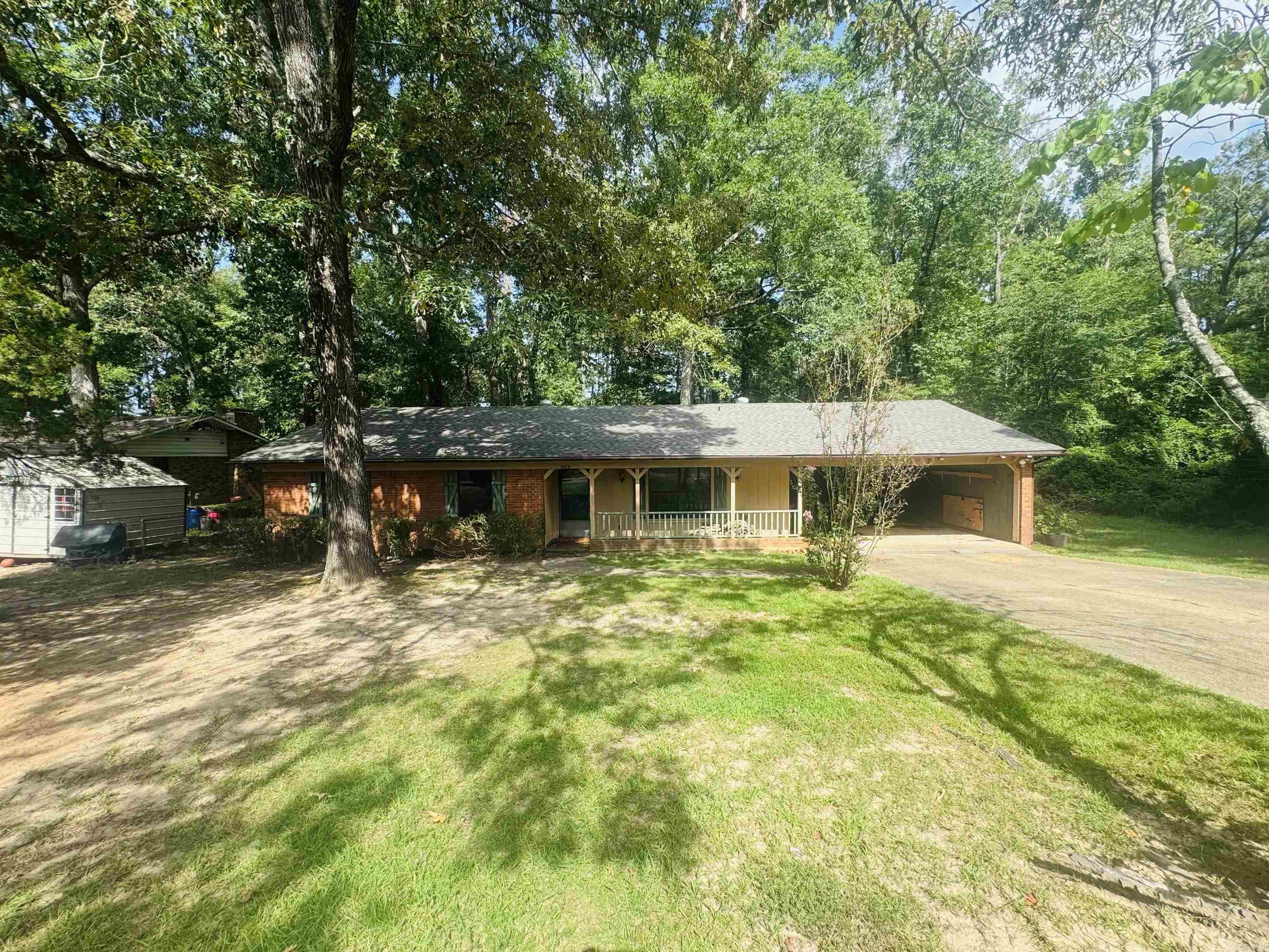 3075 Osage Avenue Property Photo 1