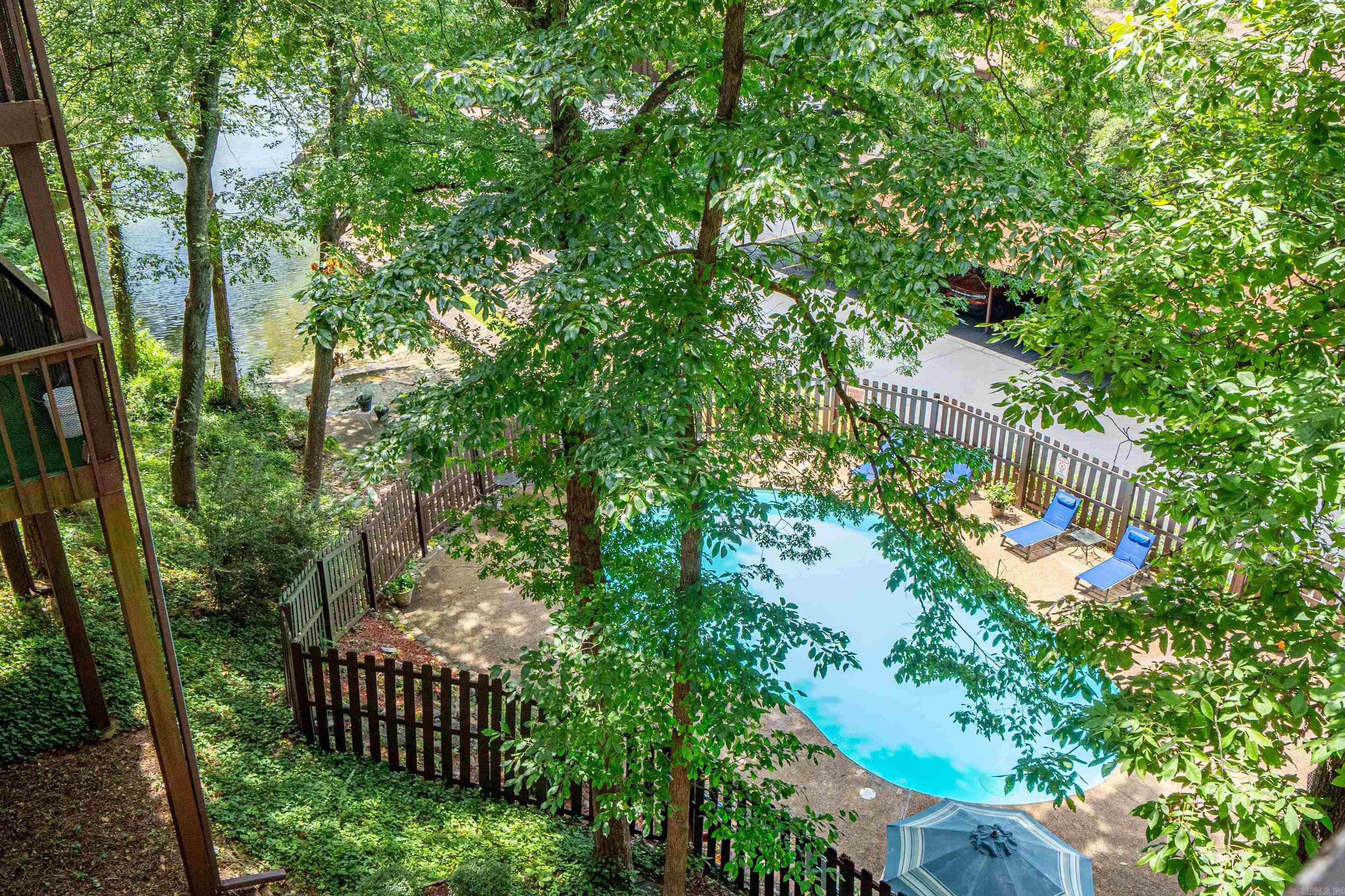 2311 Lakeshore Drive M4 Property Photo 31