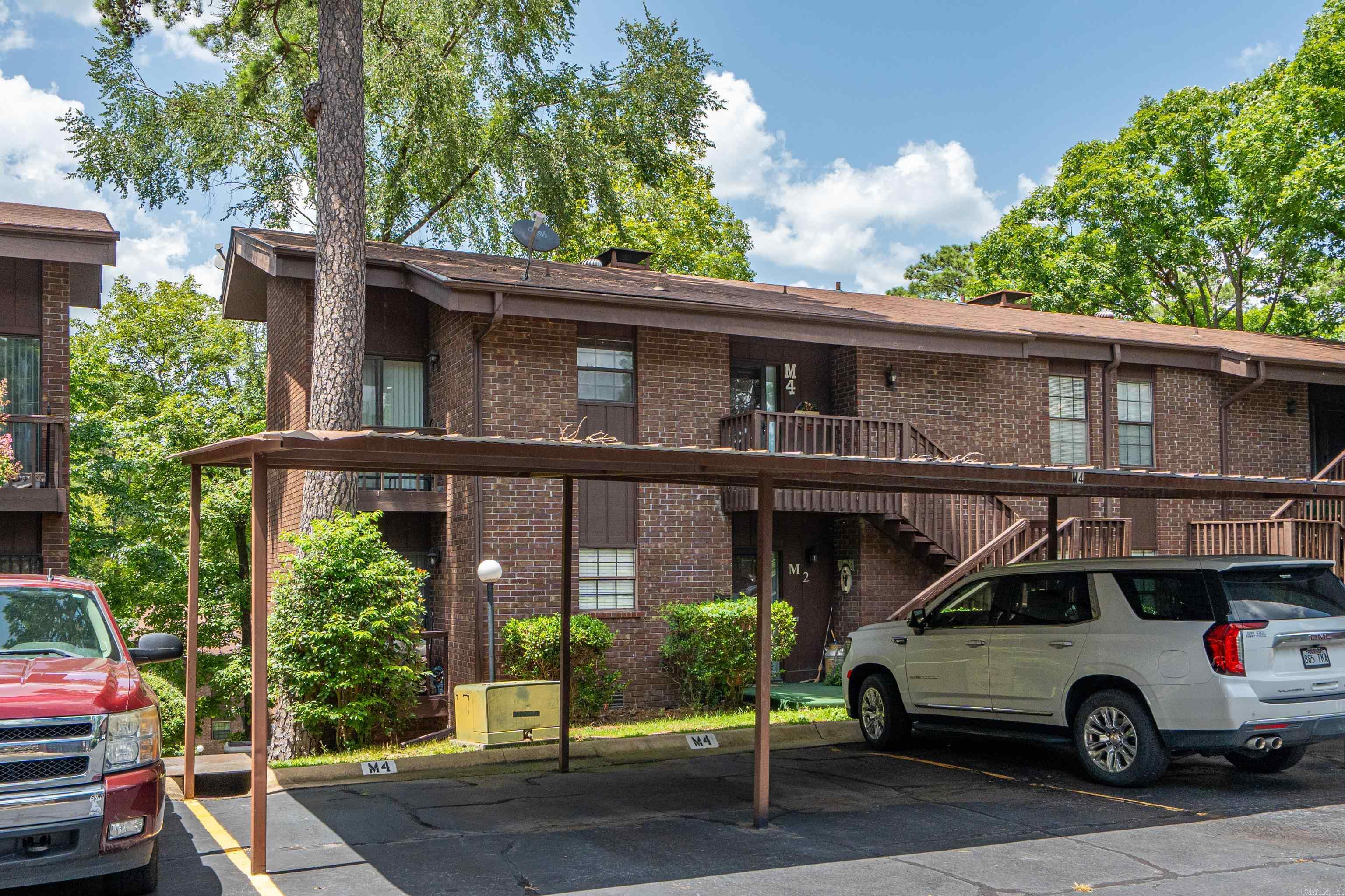 2311 Lakeshore Drive M4 Property Photo 37