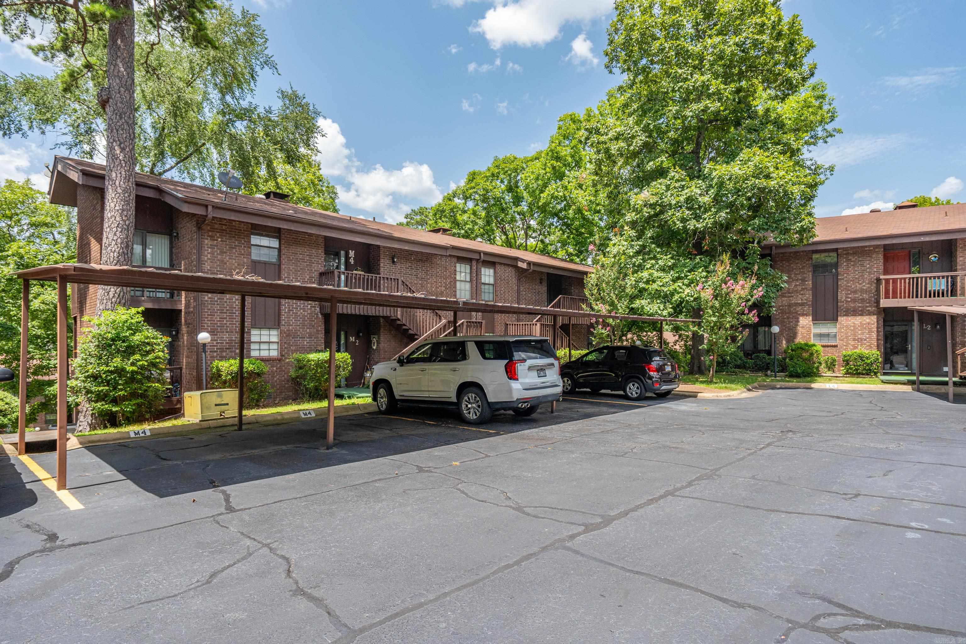 2311 Lakeshore Drive M4 Property Photo 38