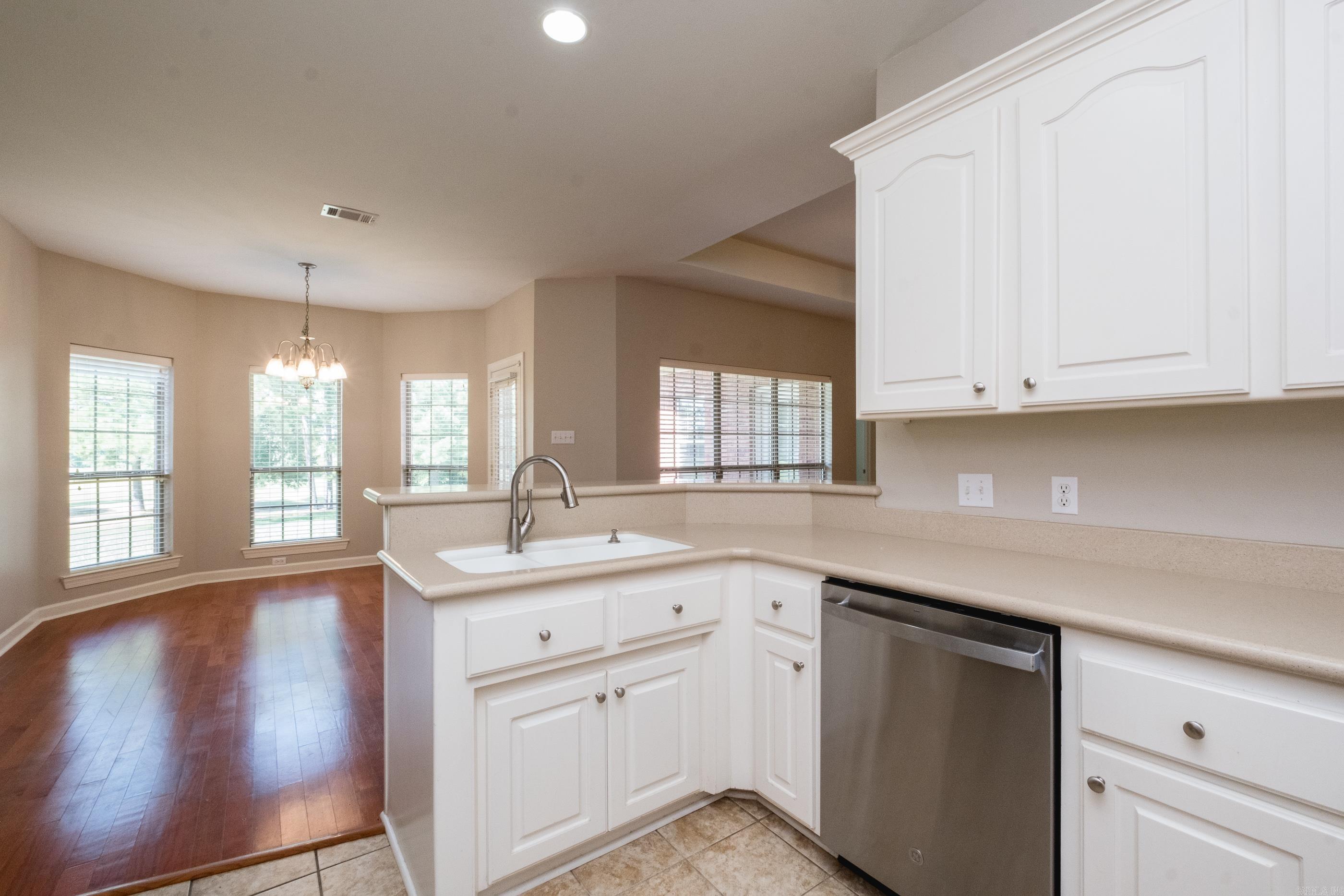 8 Village Way Property Photo 19