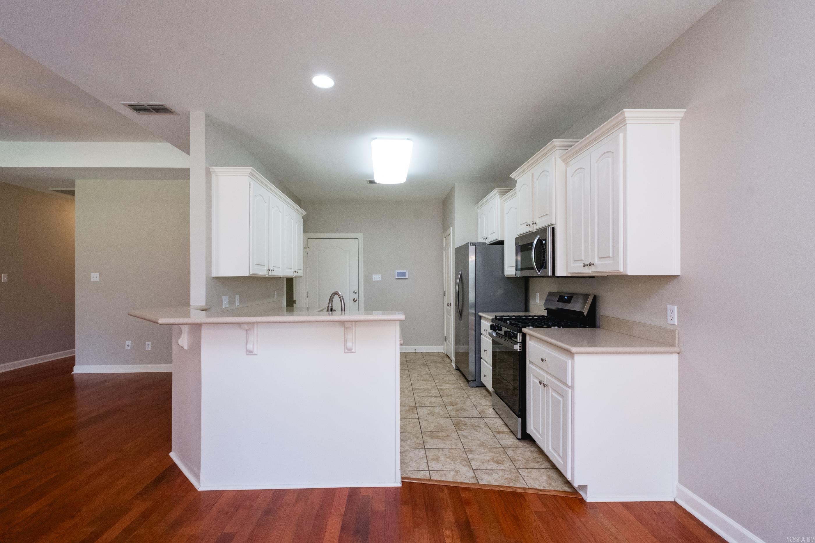 8 Village Way Property Photo 21