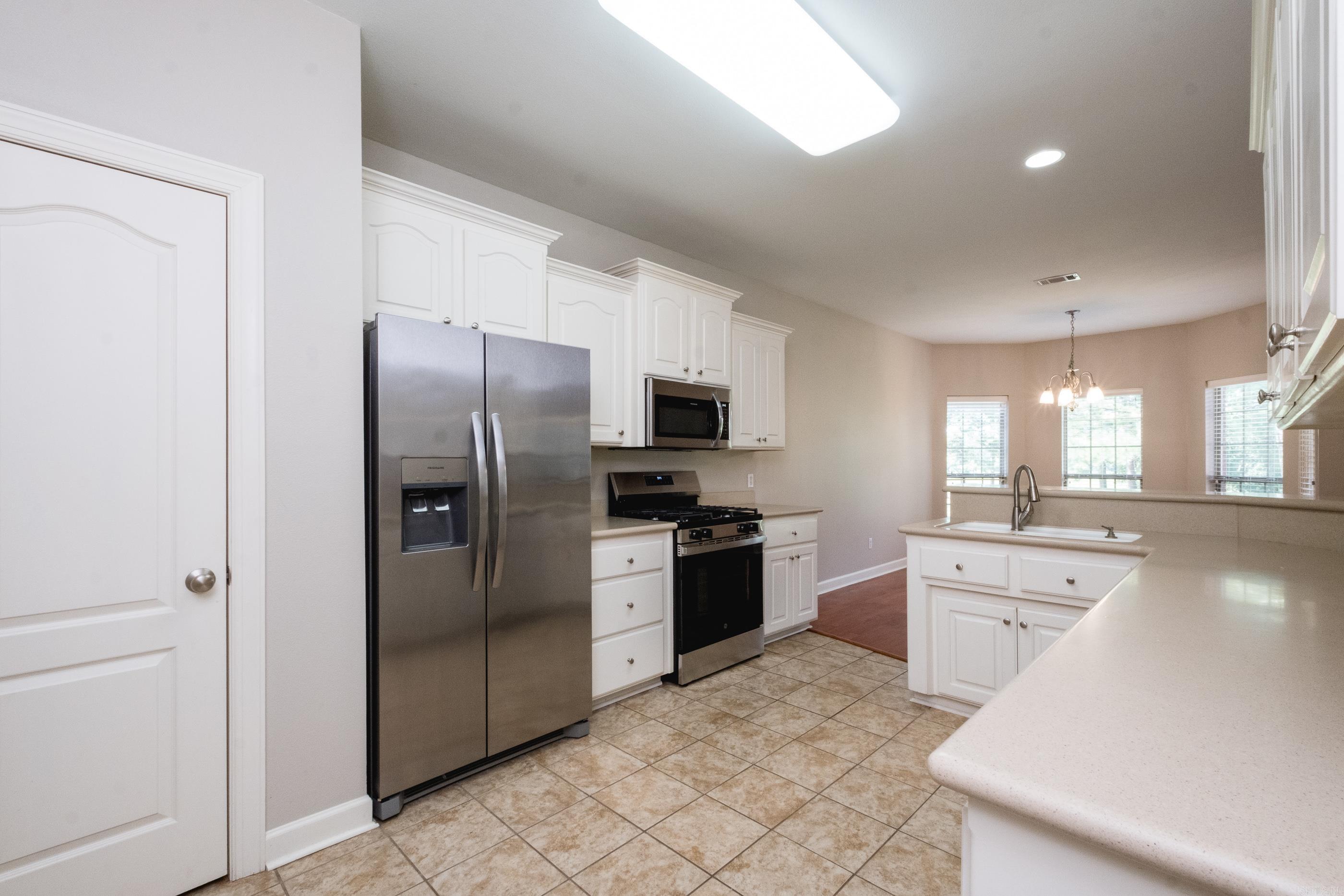 8 Village Way Property Photo 23