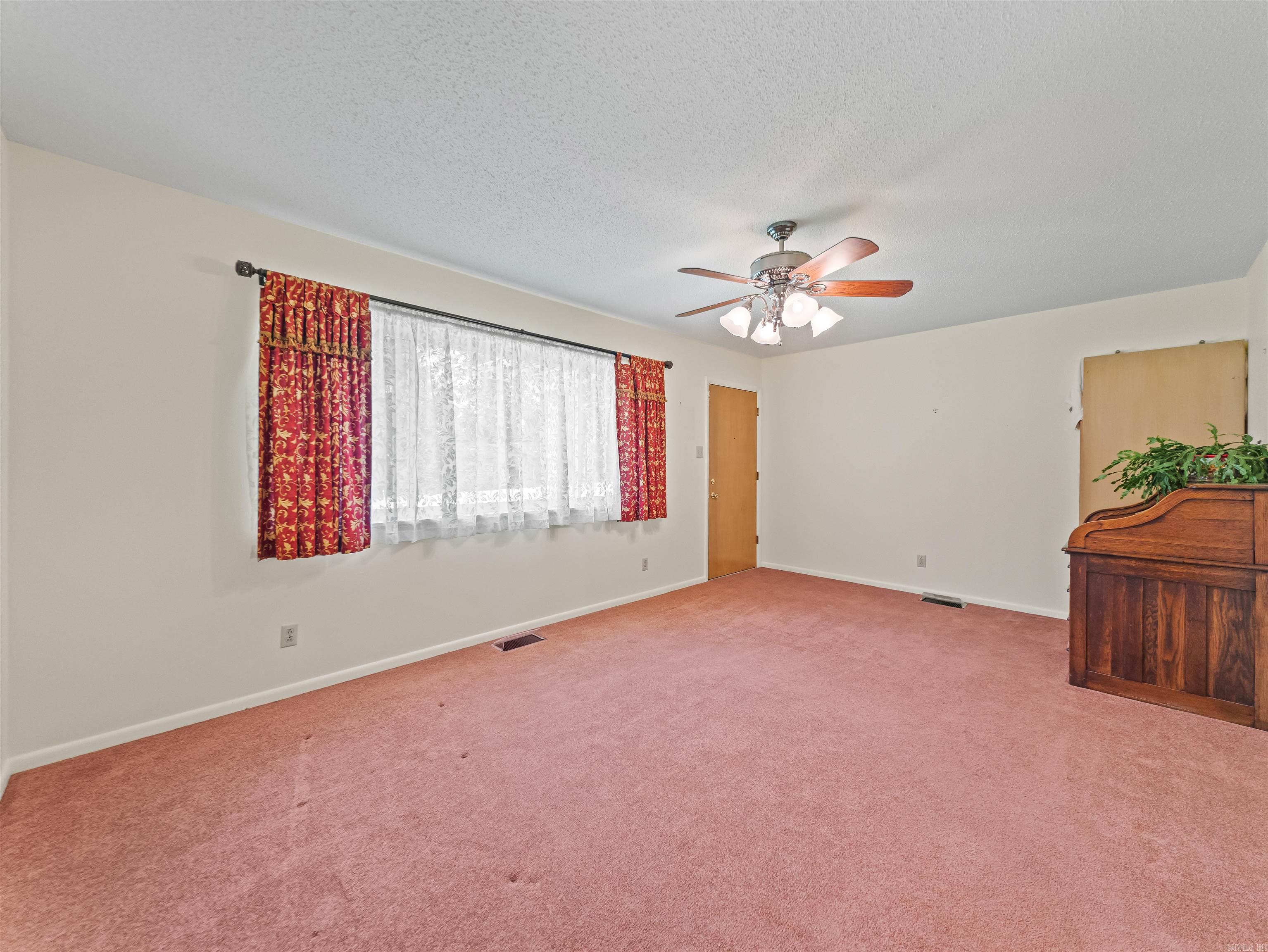 417 Lakeshore Drive Property Photo 7