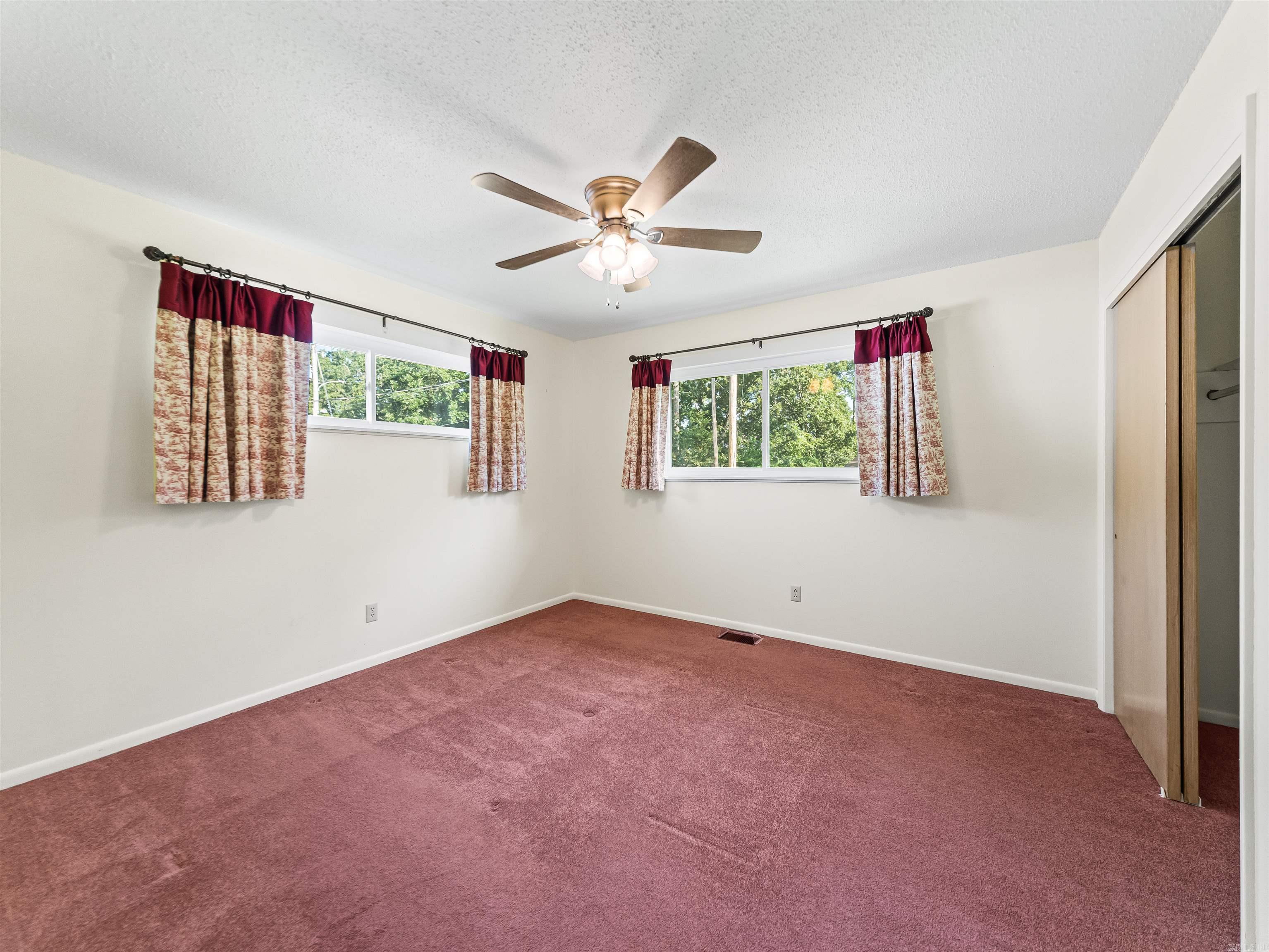 417 Lakeshore Drive Property Photo 20