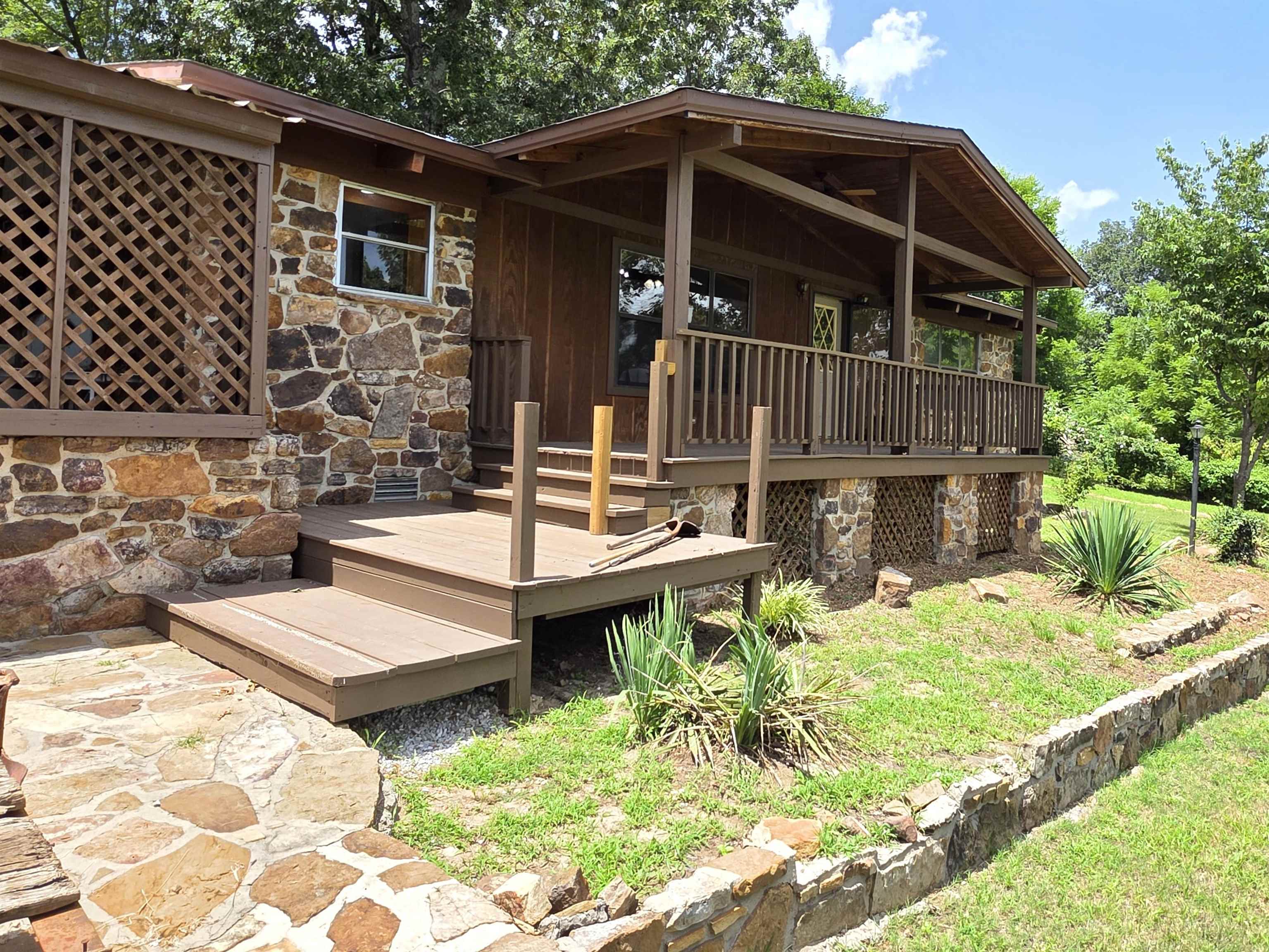 725 S Bayou Property Photo 5