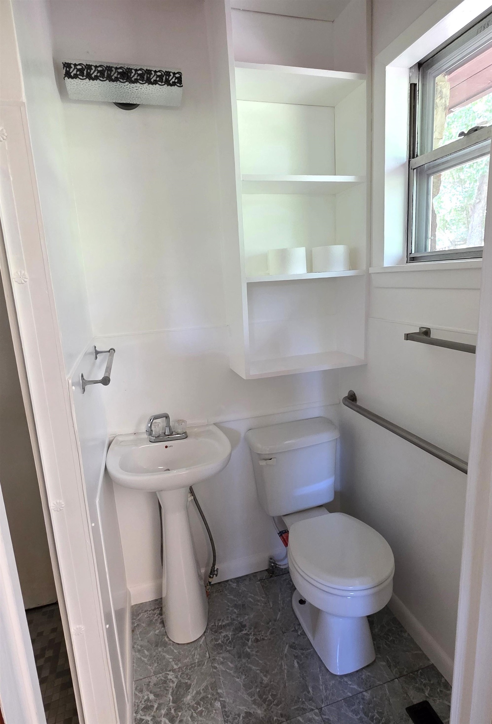 725 S Bayou Property Photo 13