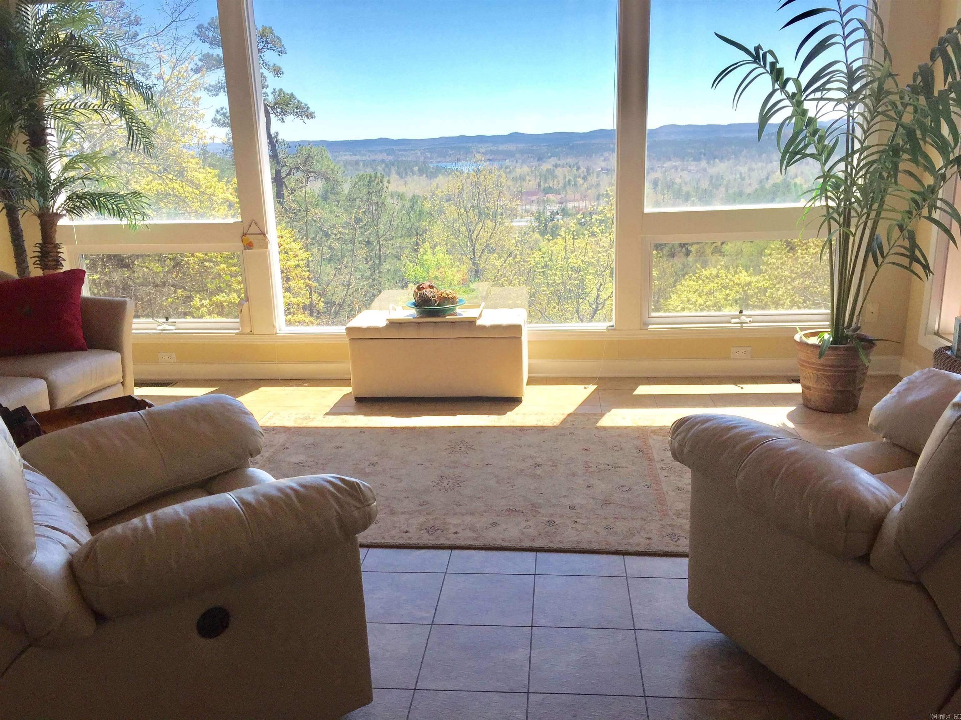 48 Binefar Way Property Photo 13