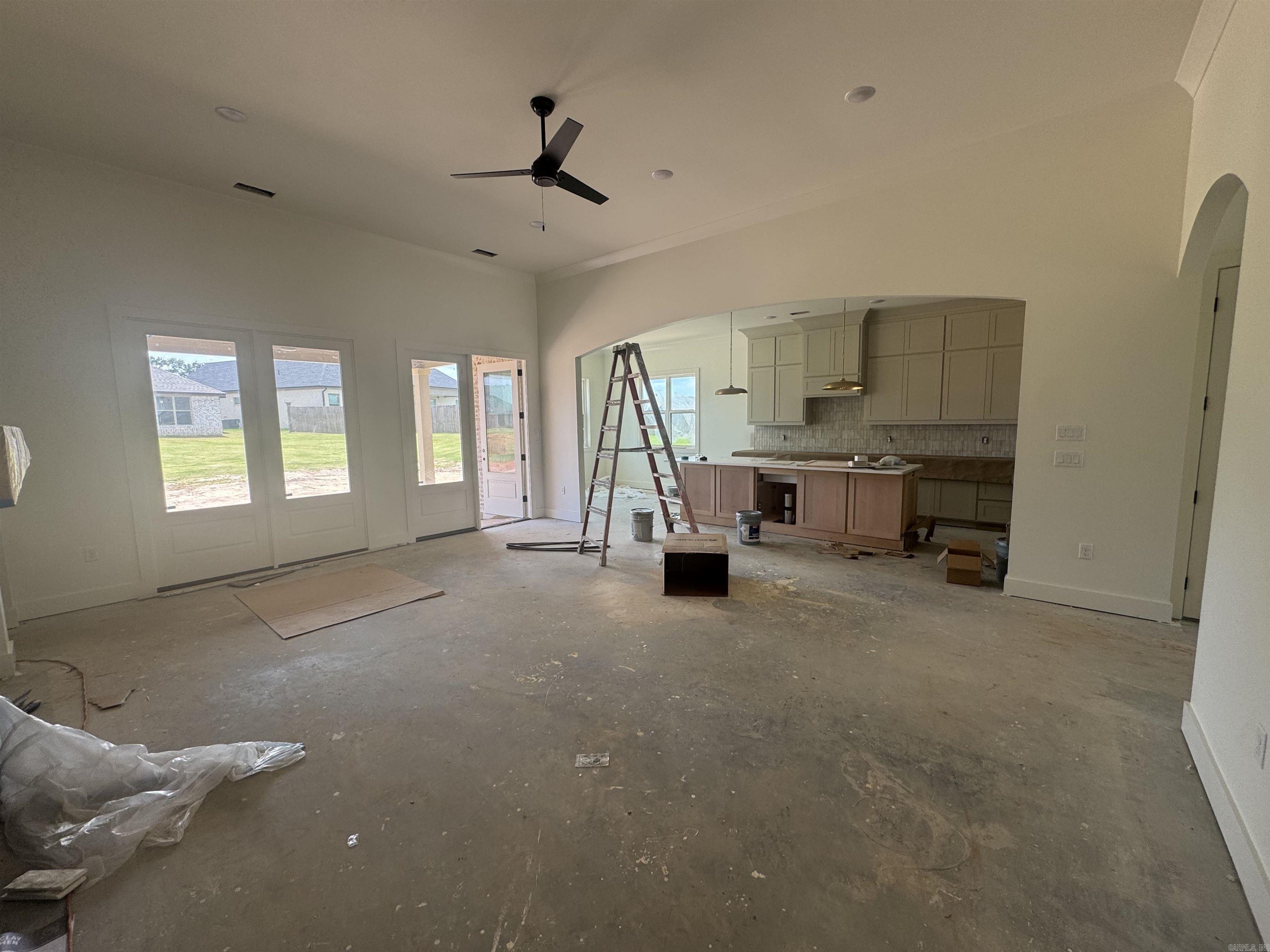518 Corondelet Lane Property Photo 7