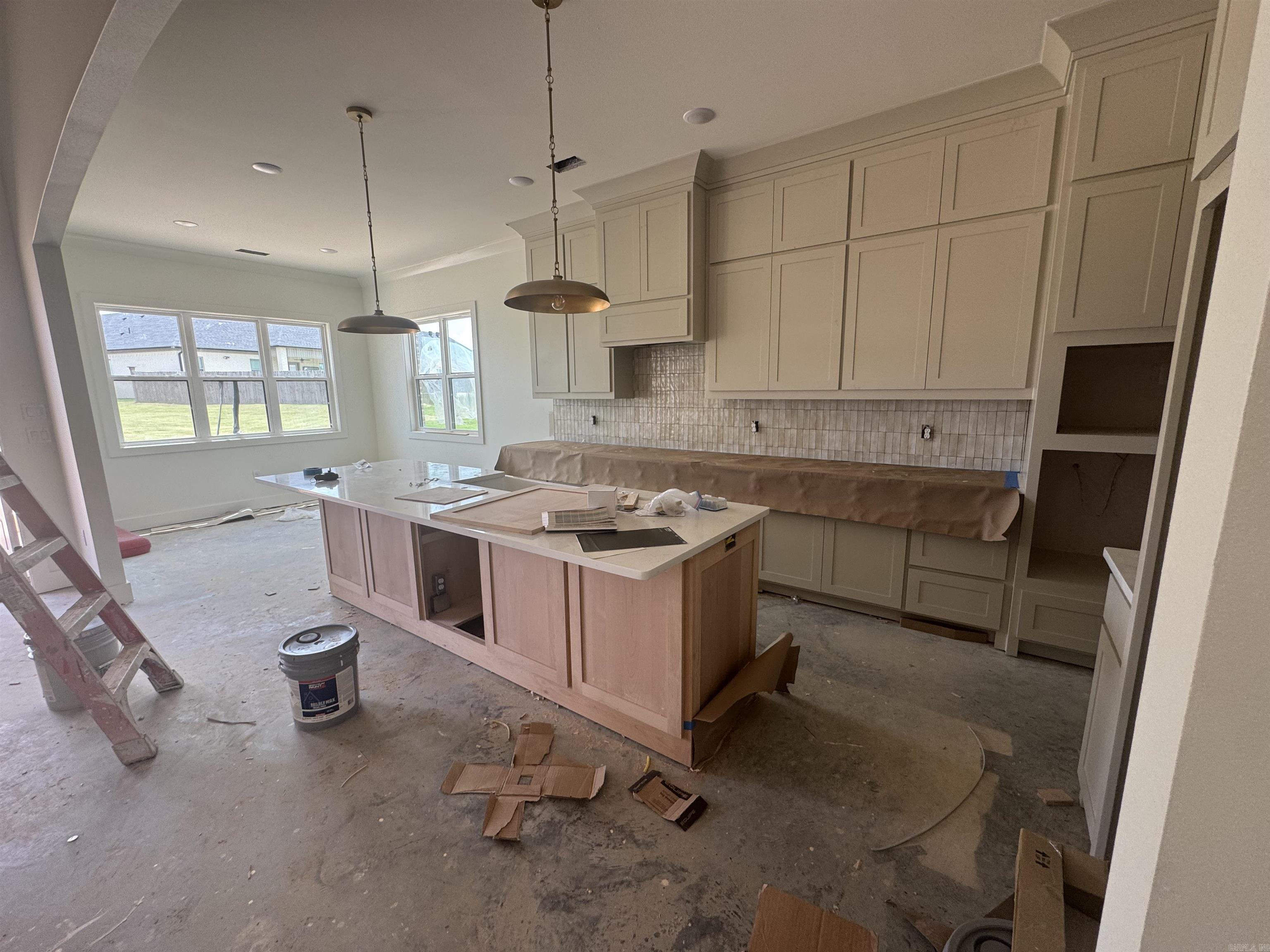 518 Corondelet Lane Property Photo 8