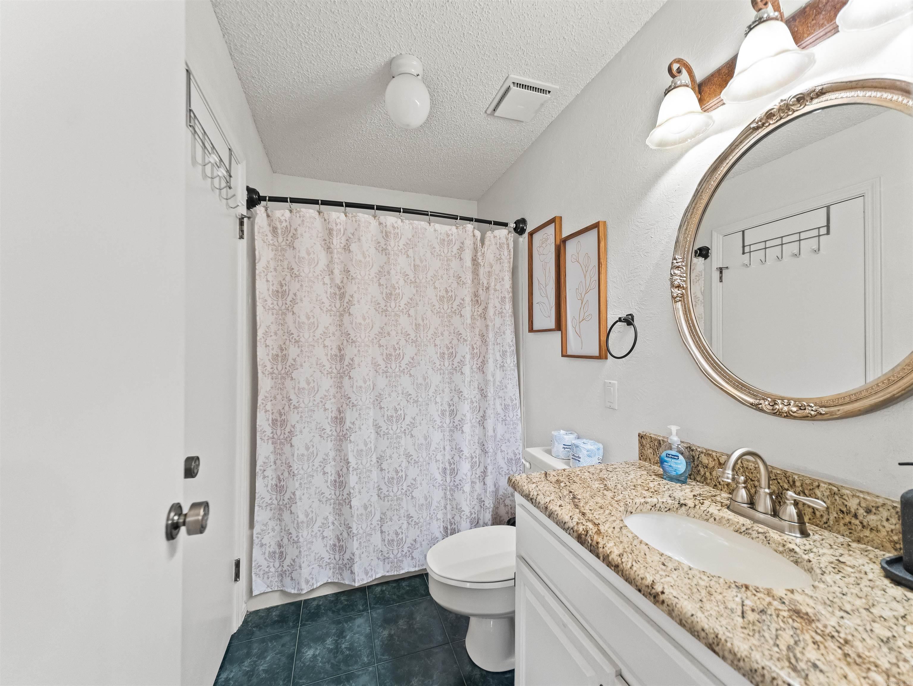 44 Esmeralda Property Photo 26