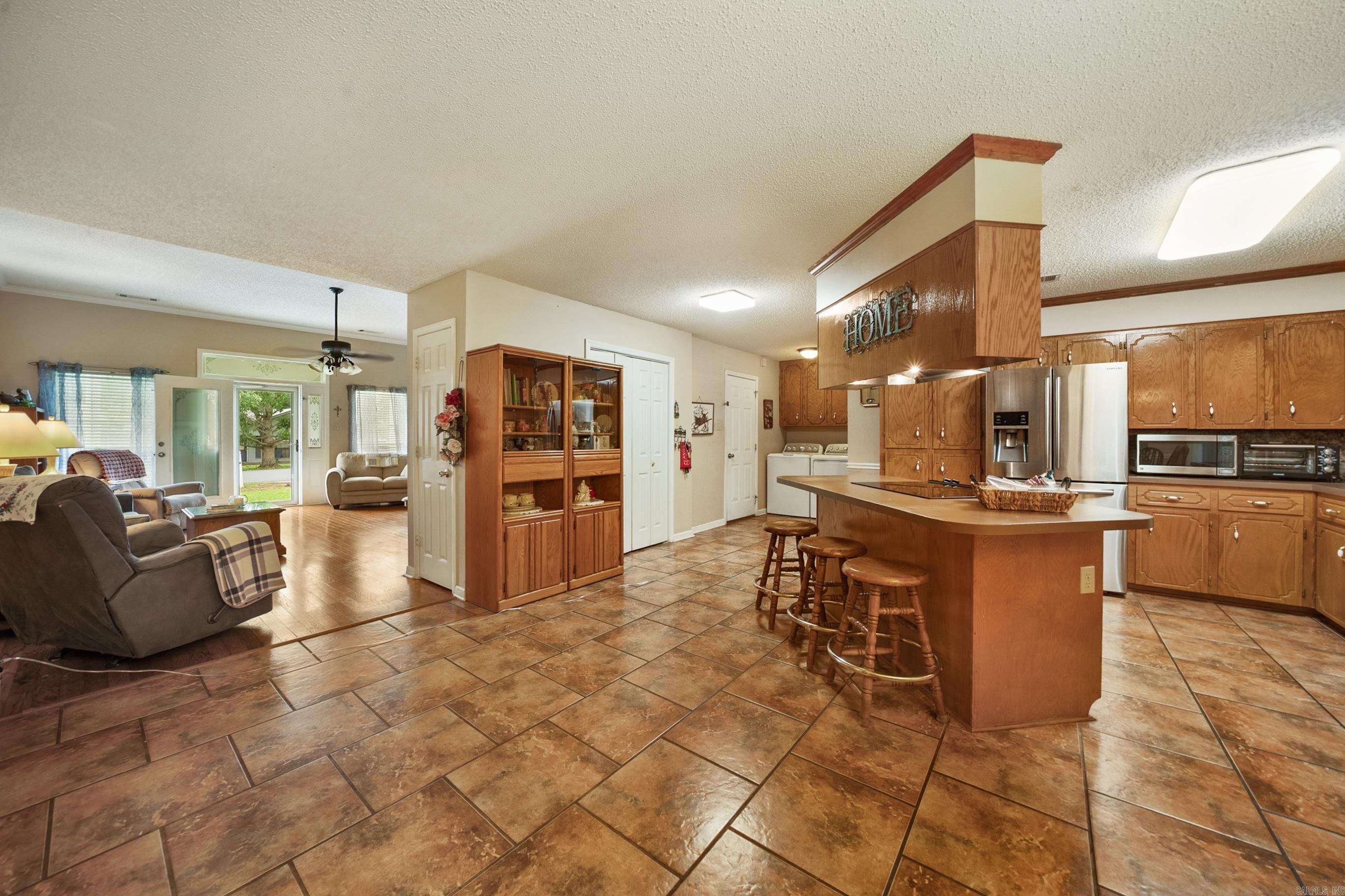 1806 Pinewood Property Photo 33