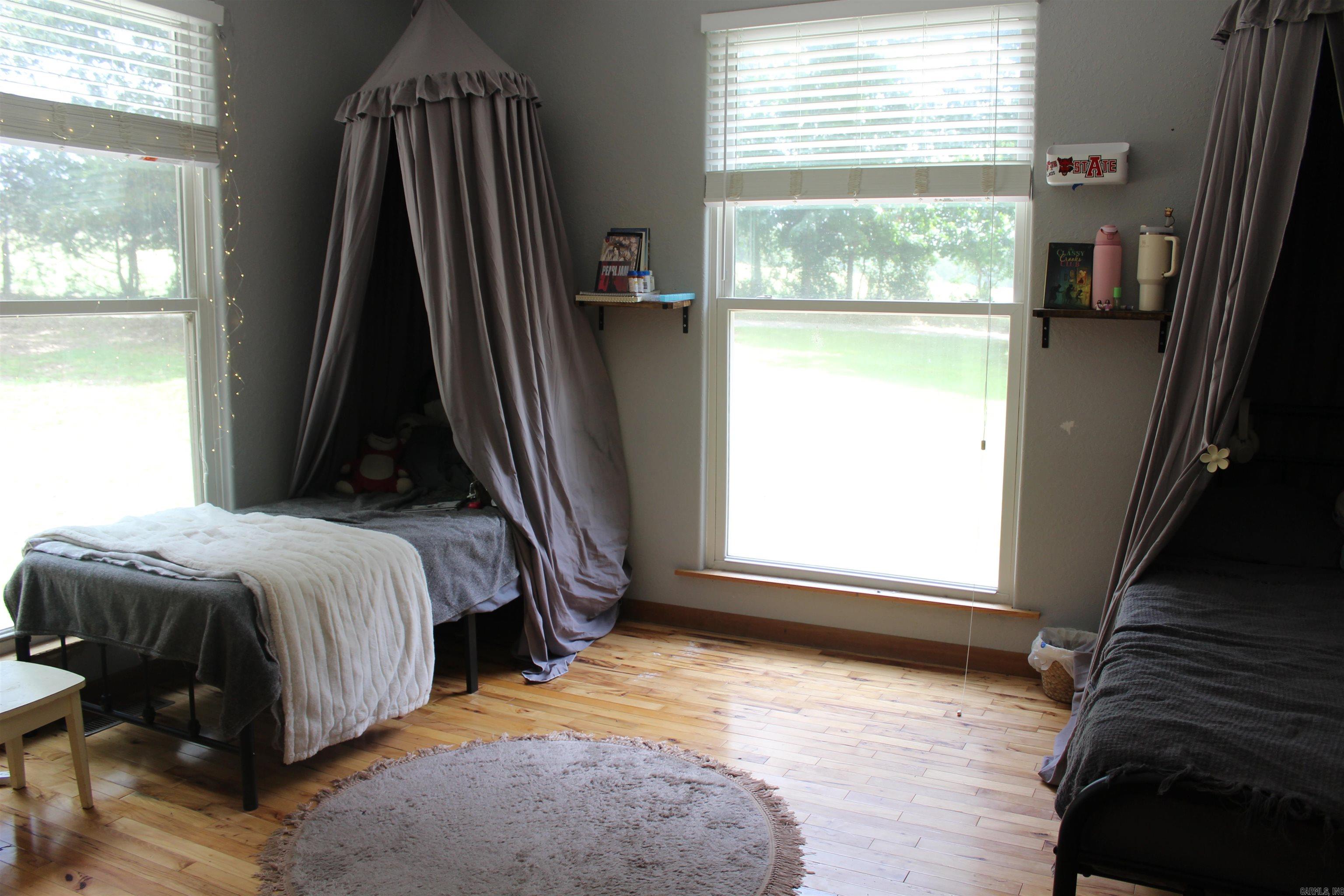 102 Clella Ct. Property Photo 34
