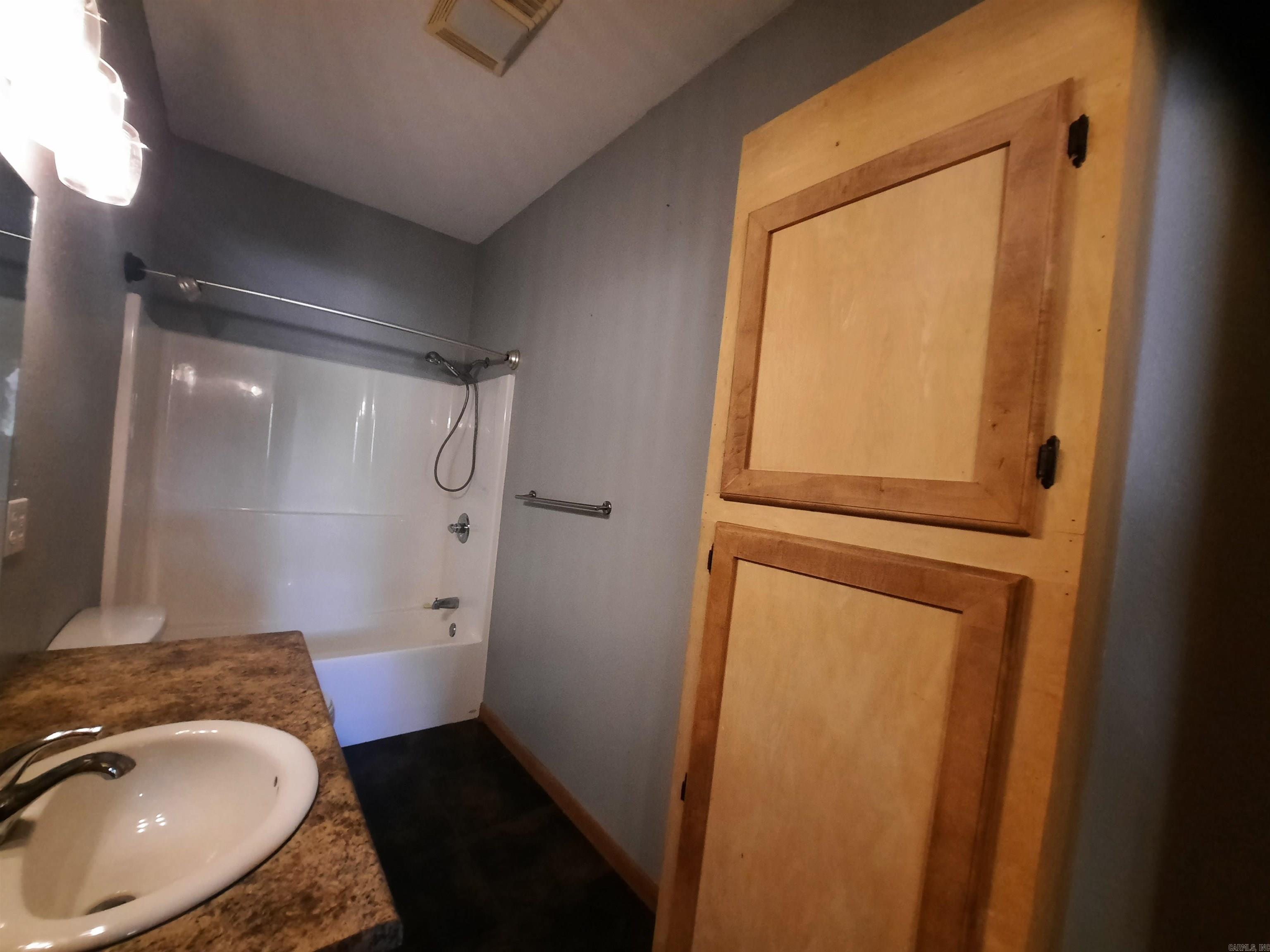 102 Clella Ct. Property Photo 42