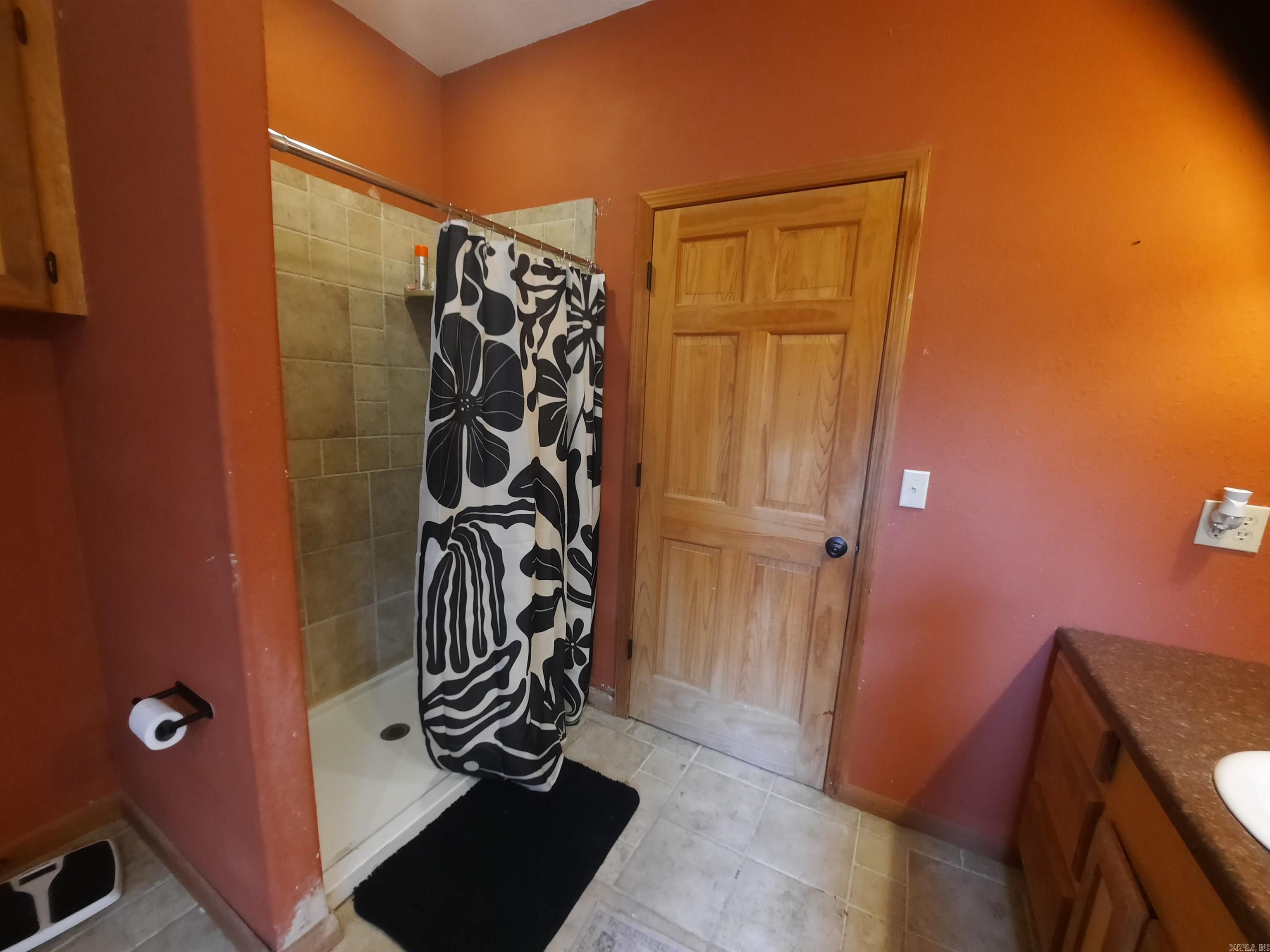 102 Clella Ct. Property Photo 46