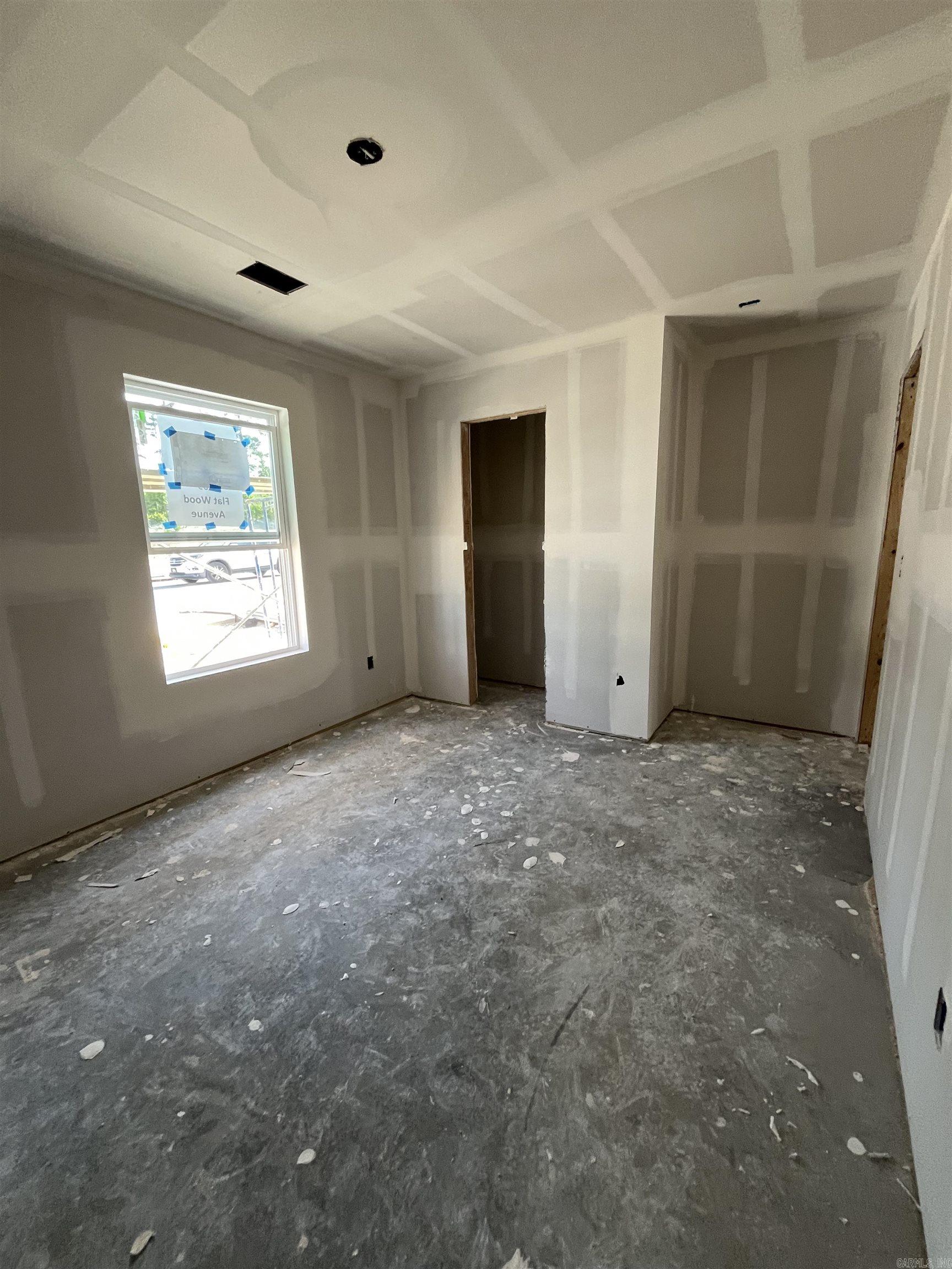 209 Flat Wood Avenue Property Photo 5