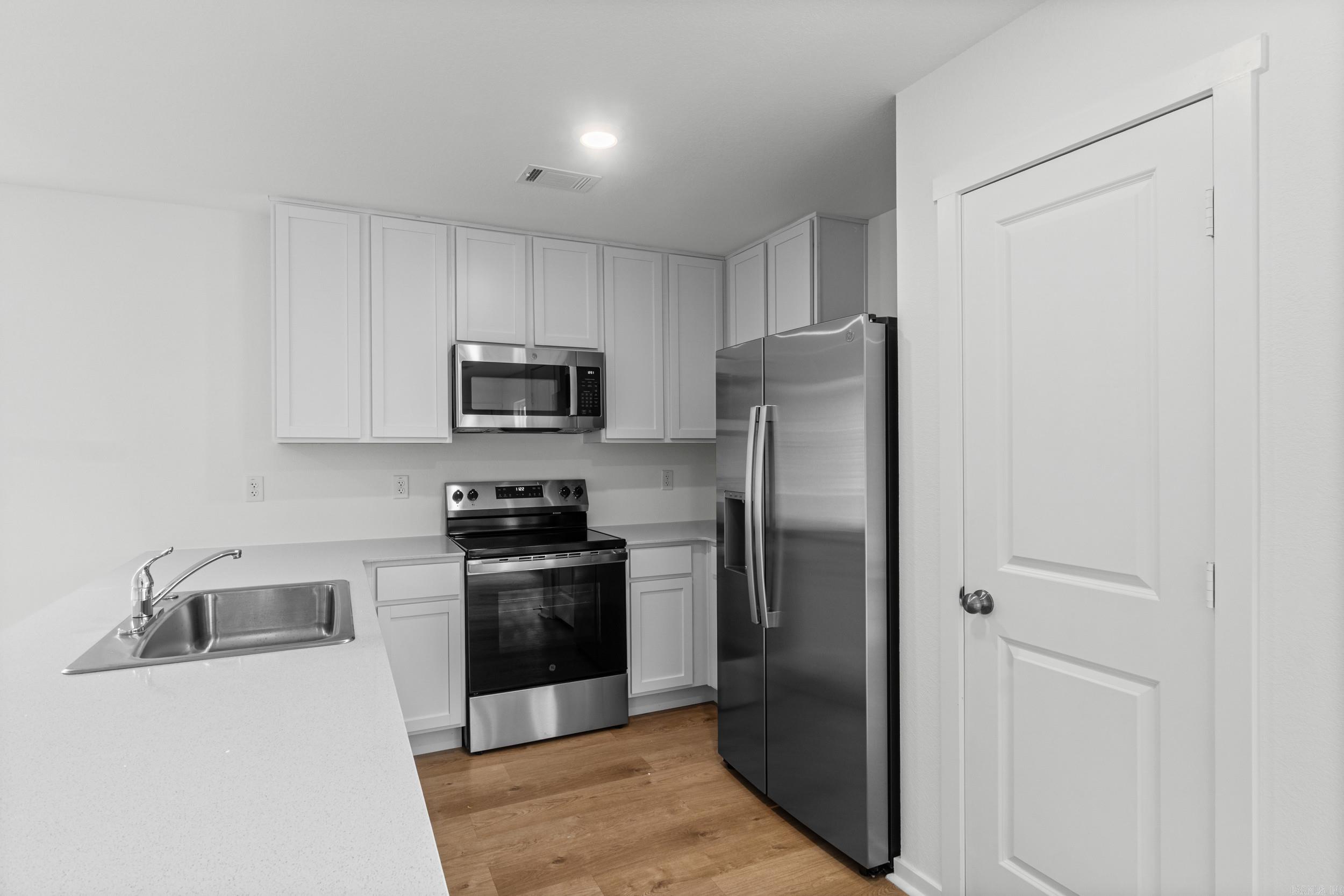 209 Flat Wood Avenue Property Photo 14