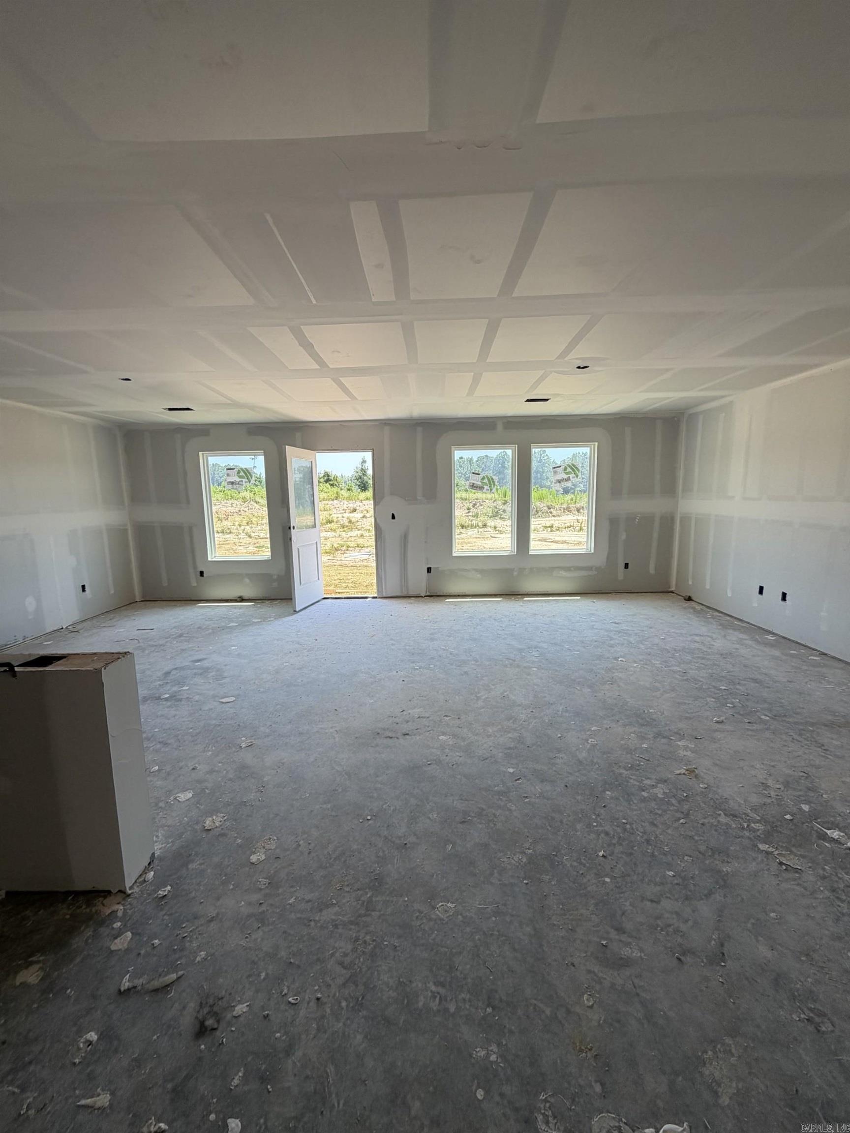 213 Flat Wood Avenue Property Photo 3