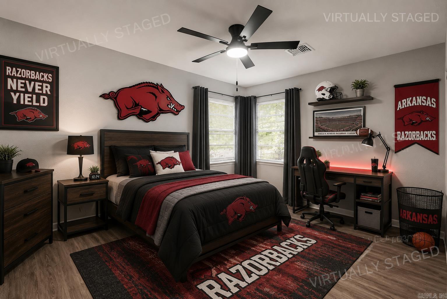 10017 Chicot Road Property Photo 11