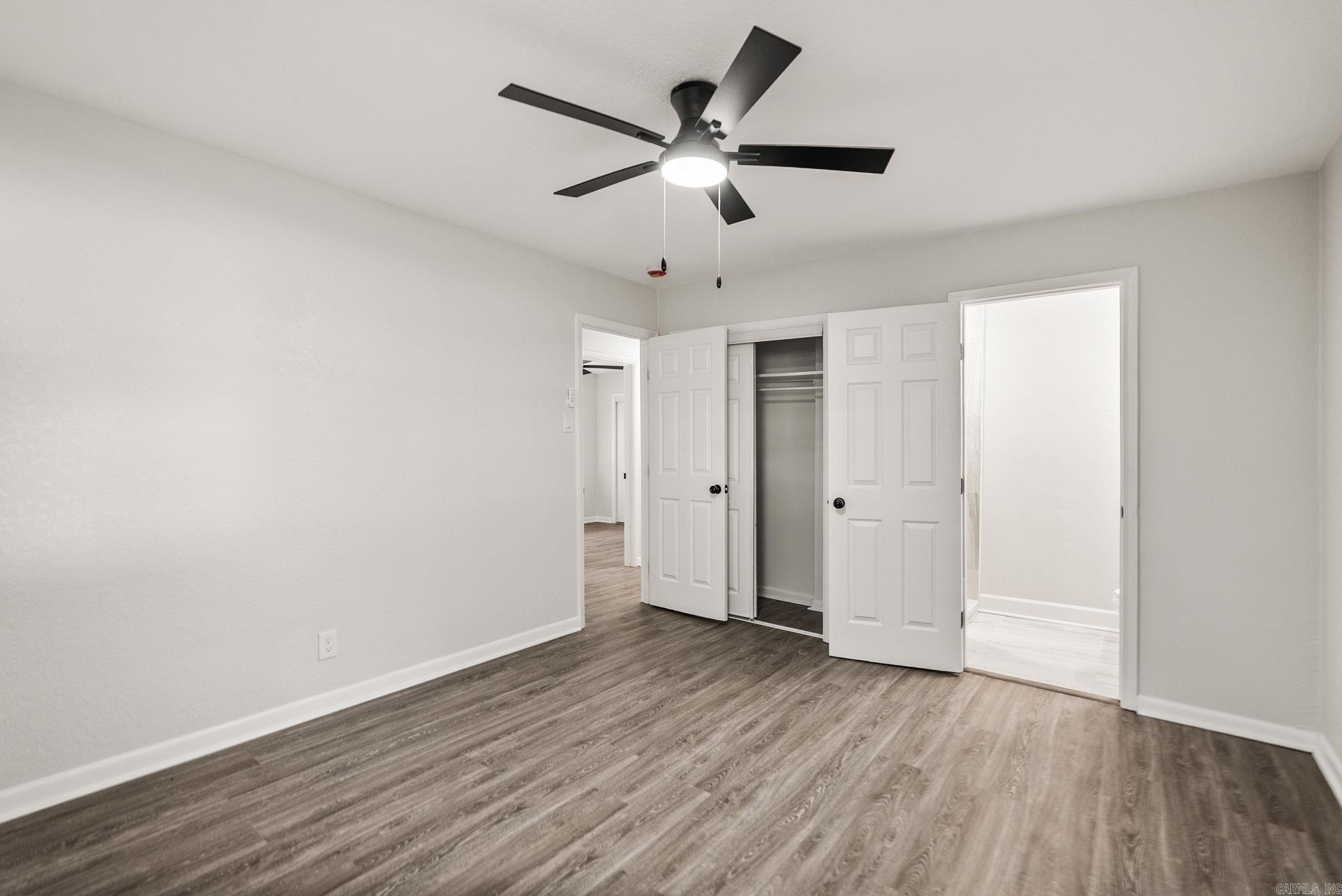 10017 Chicot Road Property Photo 33