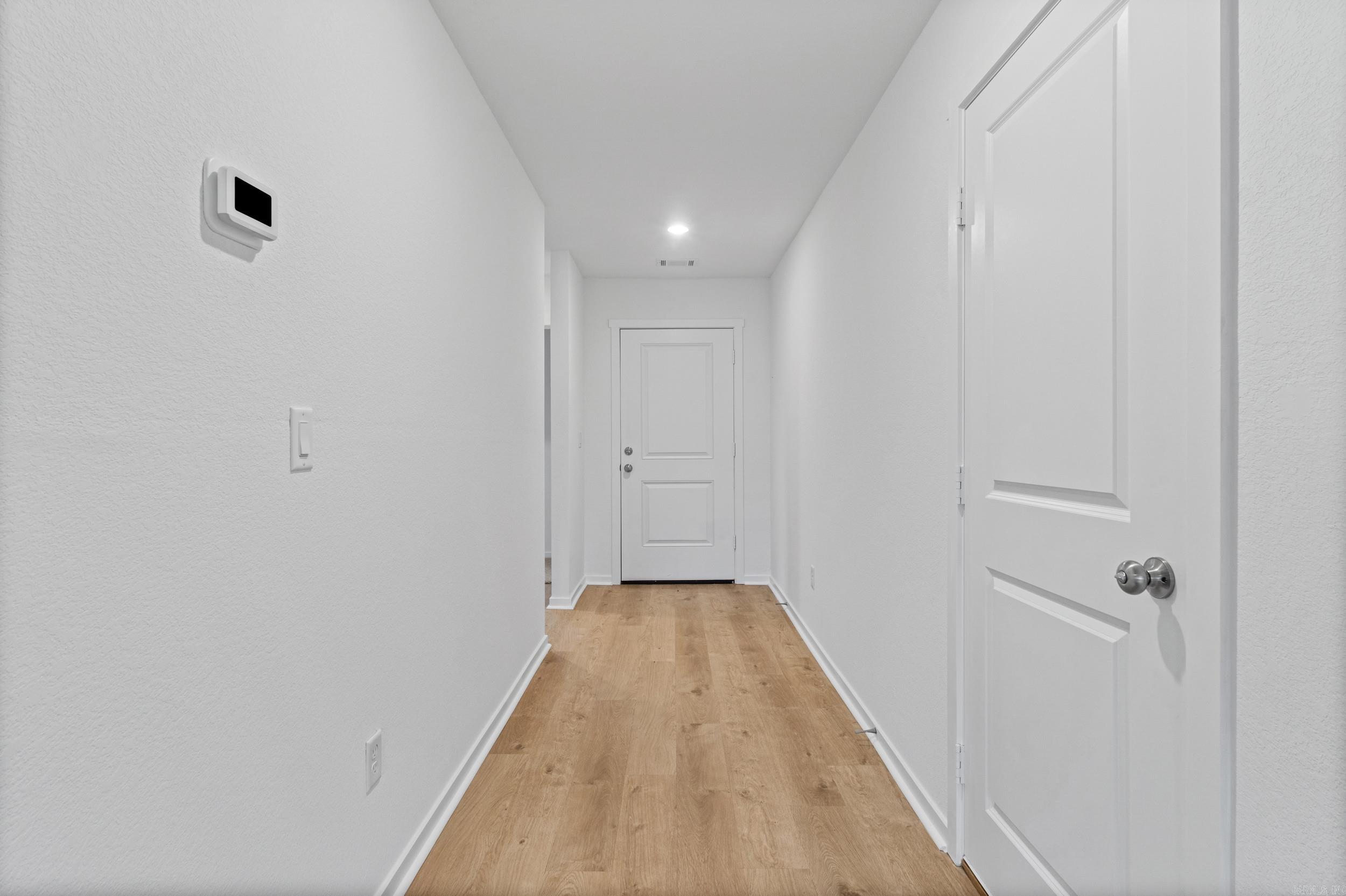 201 Flat Wood Avenue Property Photo 6