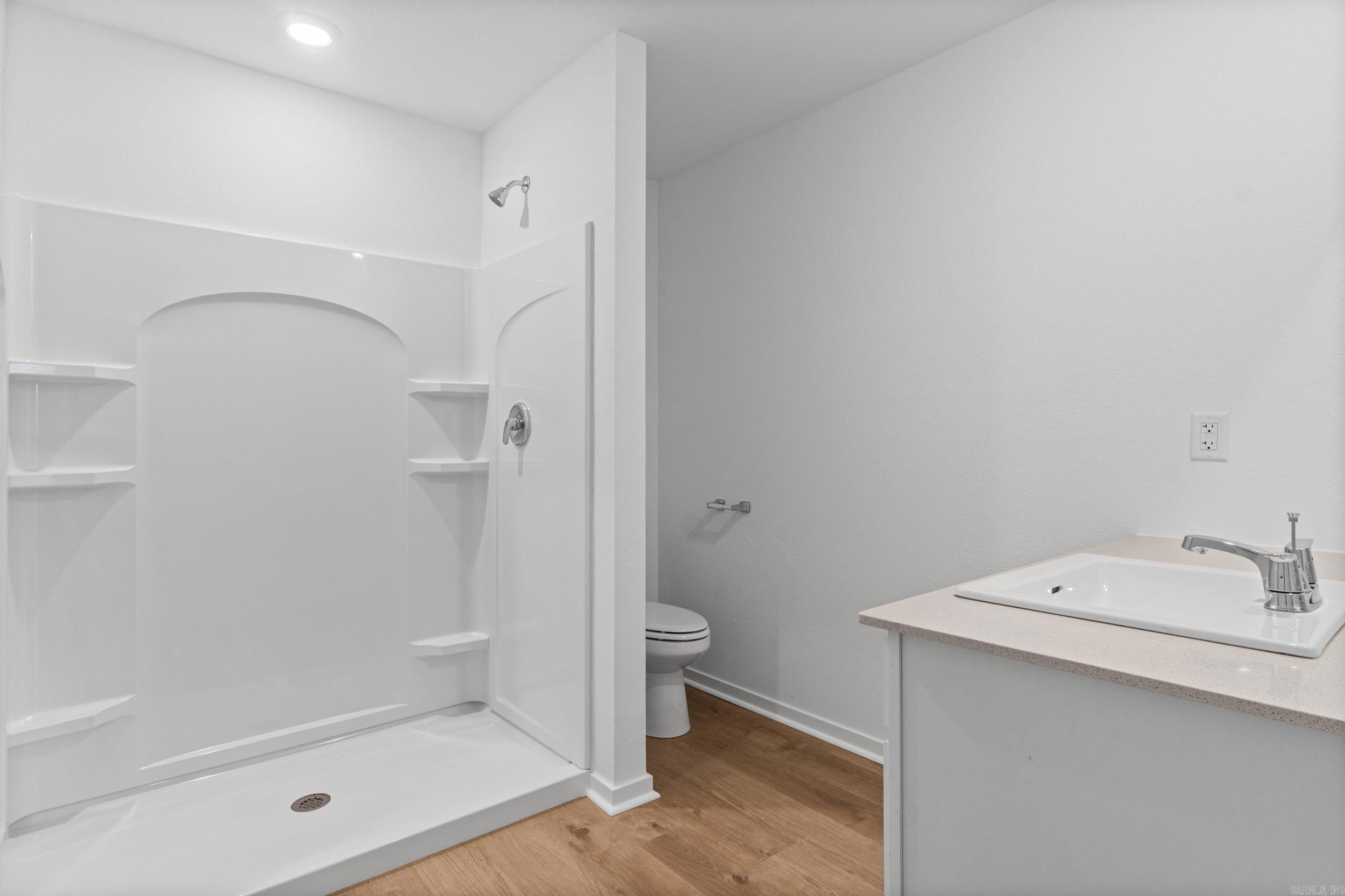 201 Flat Wood Avenue Property Photo 19