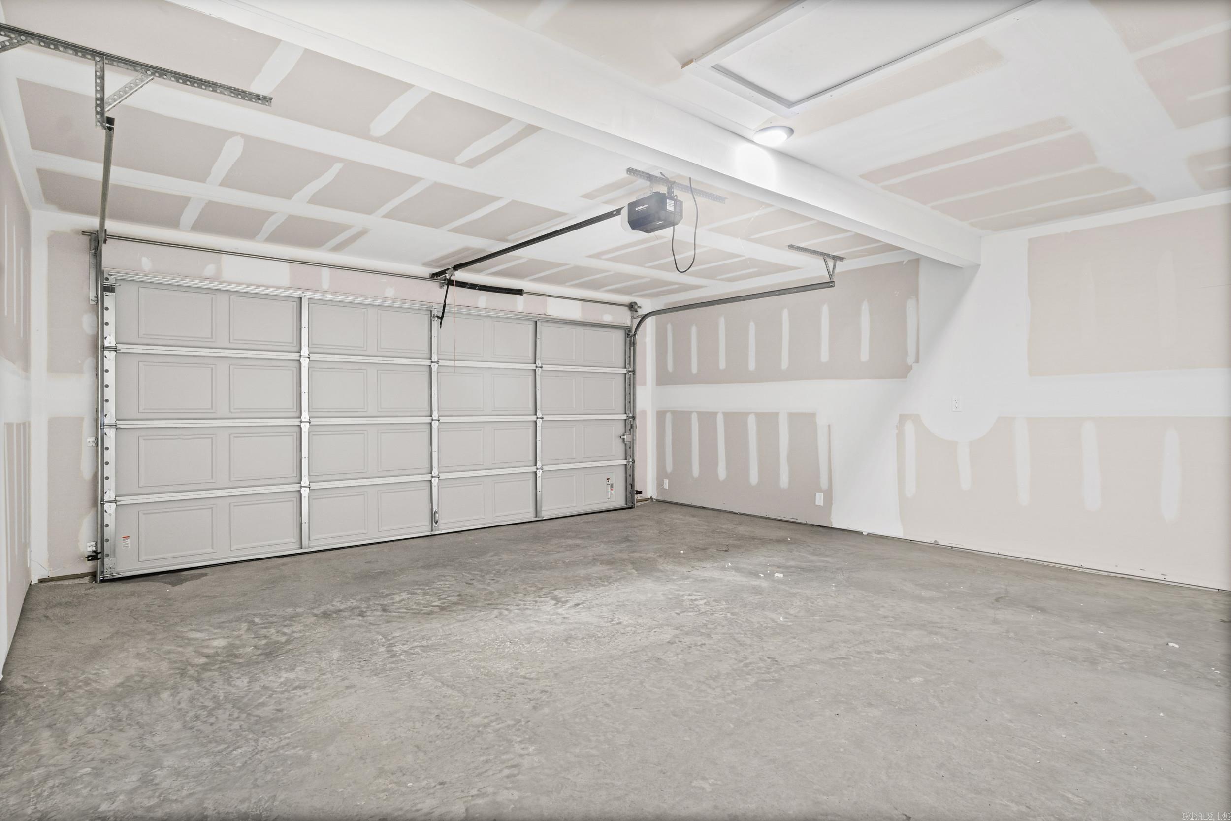 201 Flat Wood Avenue Property Photo 30