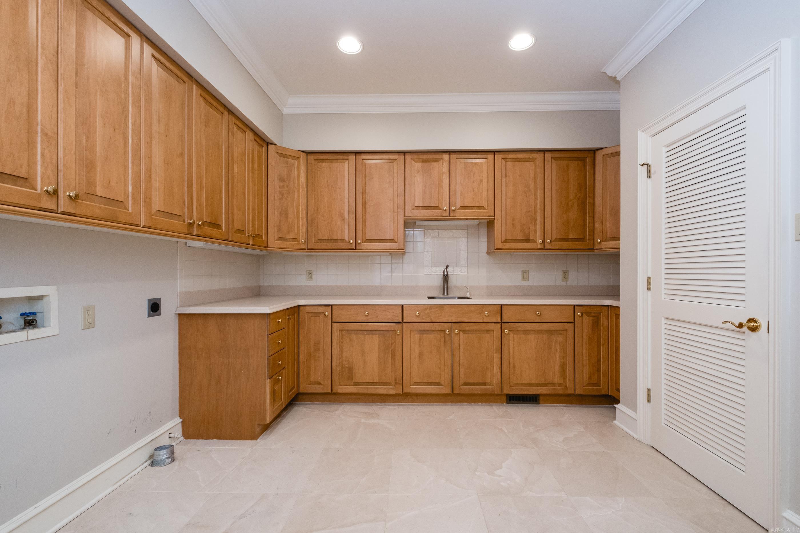18 Hickory Creek Drive Property Photo 29