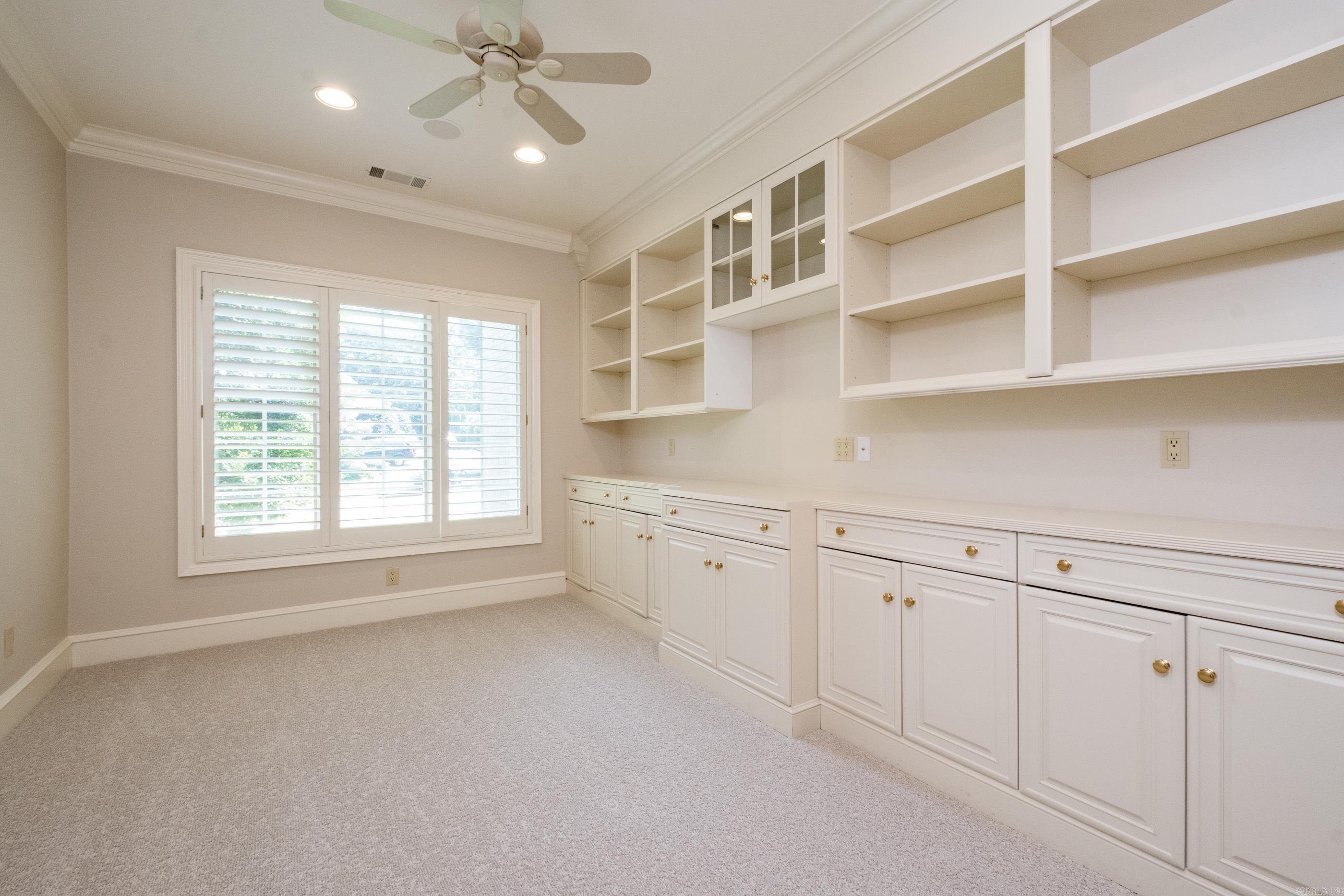 18 Hickory Creek Drive Property Photo 32