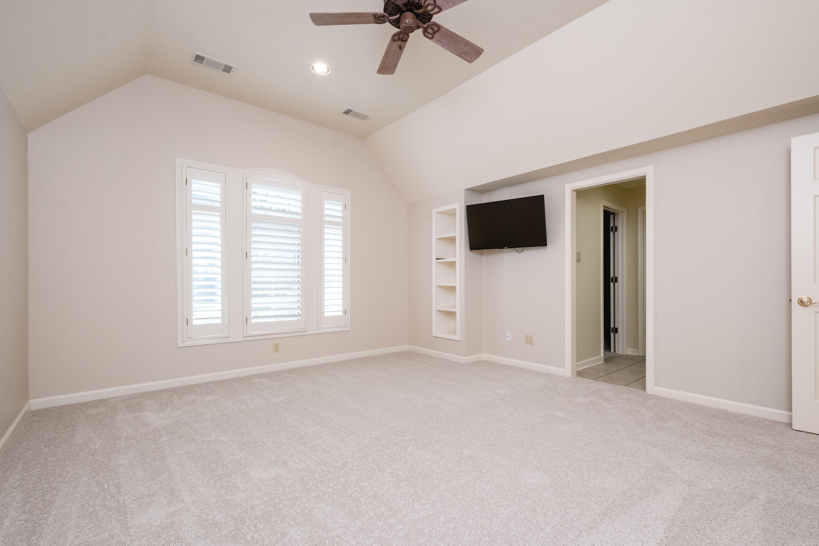 18 Hickory Creek Drive Property Photo 45