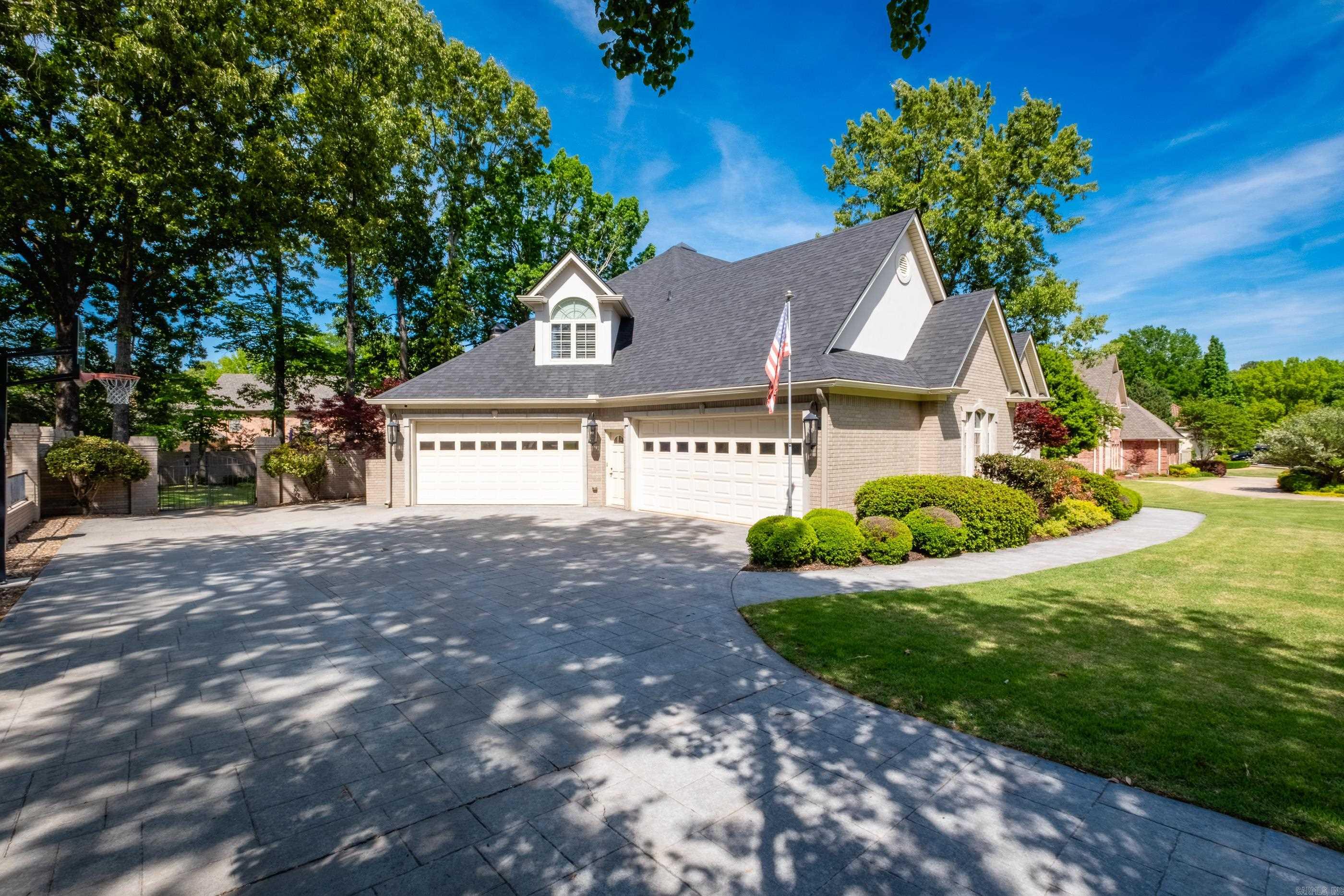 18 Hickory Creek Drive Property Photo 49